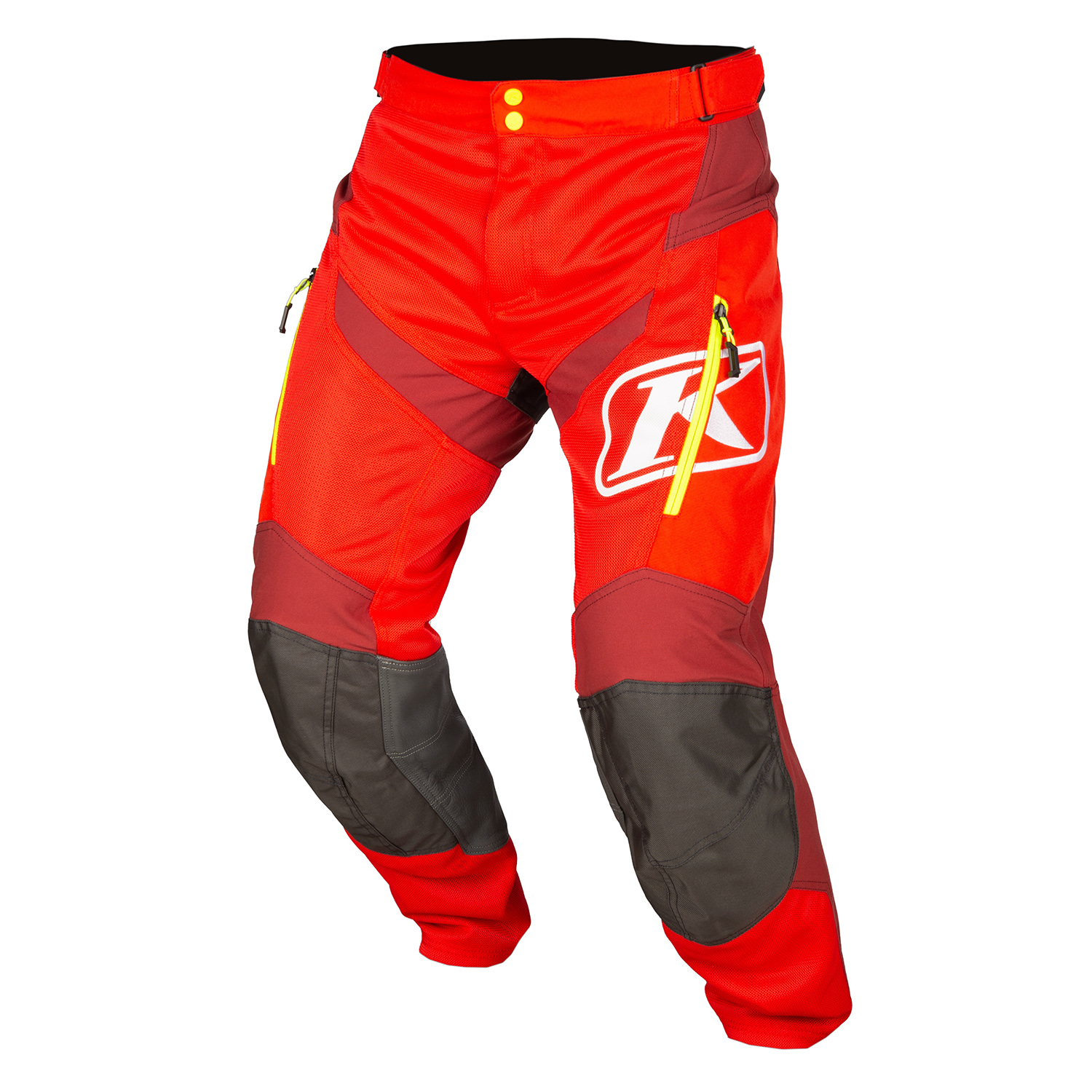 Mojave in boat pants