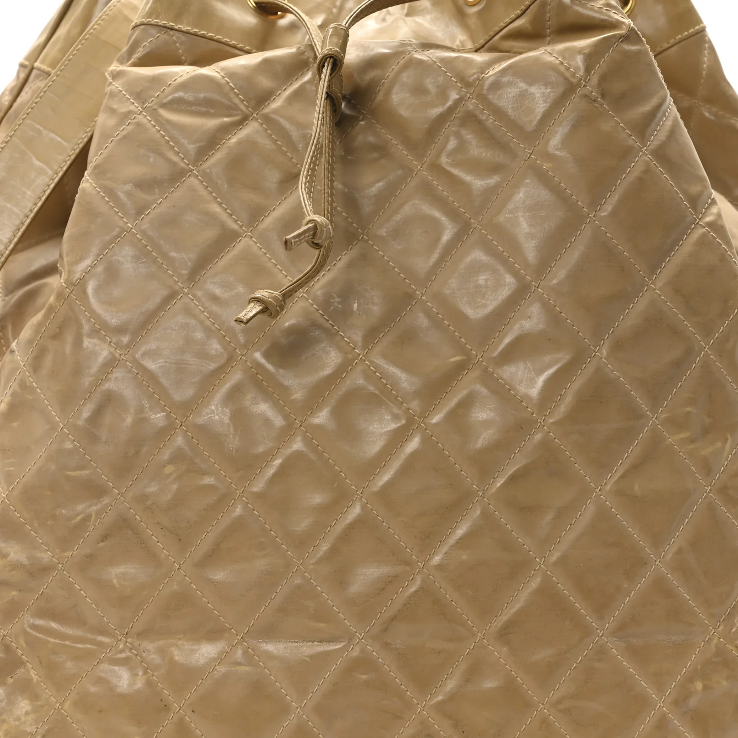 Vinyl Stitched XL Bucket Bag Beige - Top Club