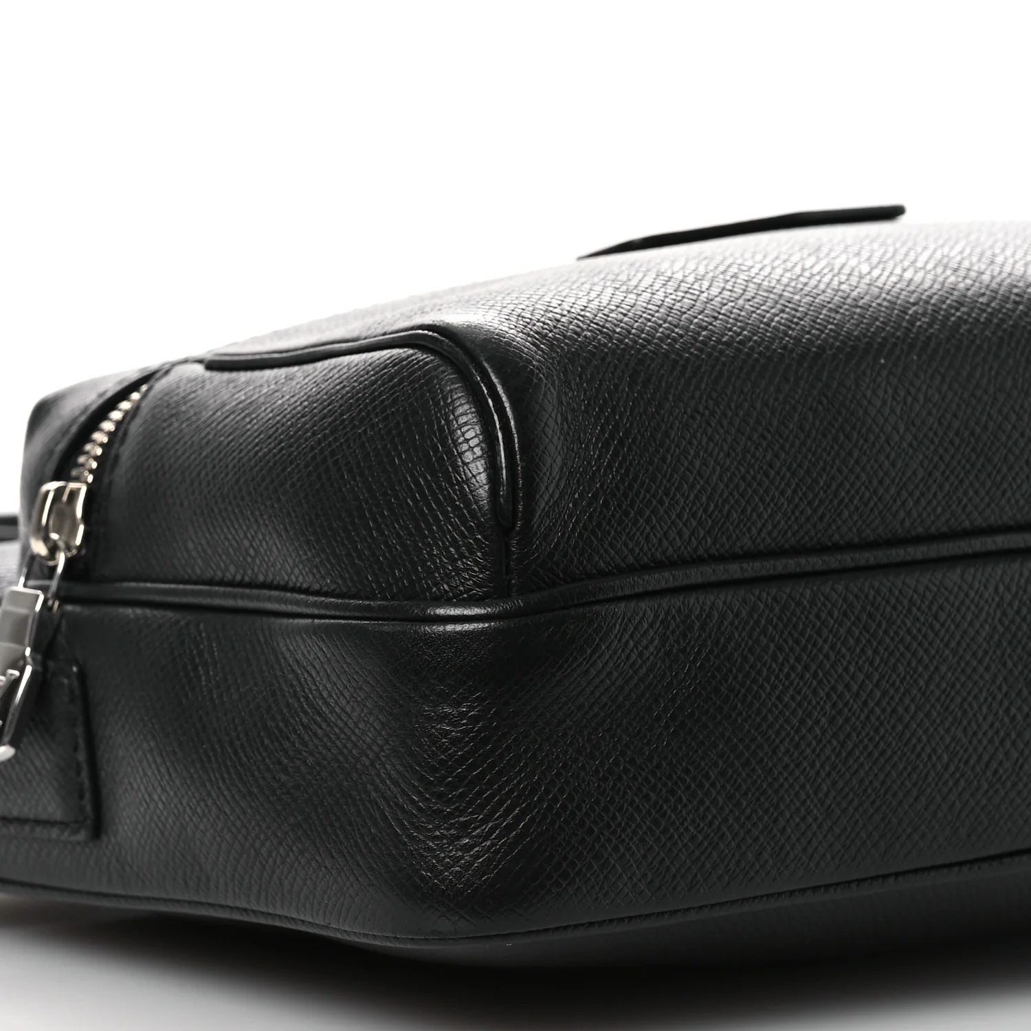 Taiga Outdoor Messenger PM Black - Top Club