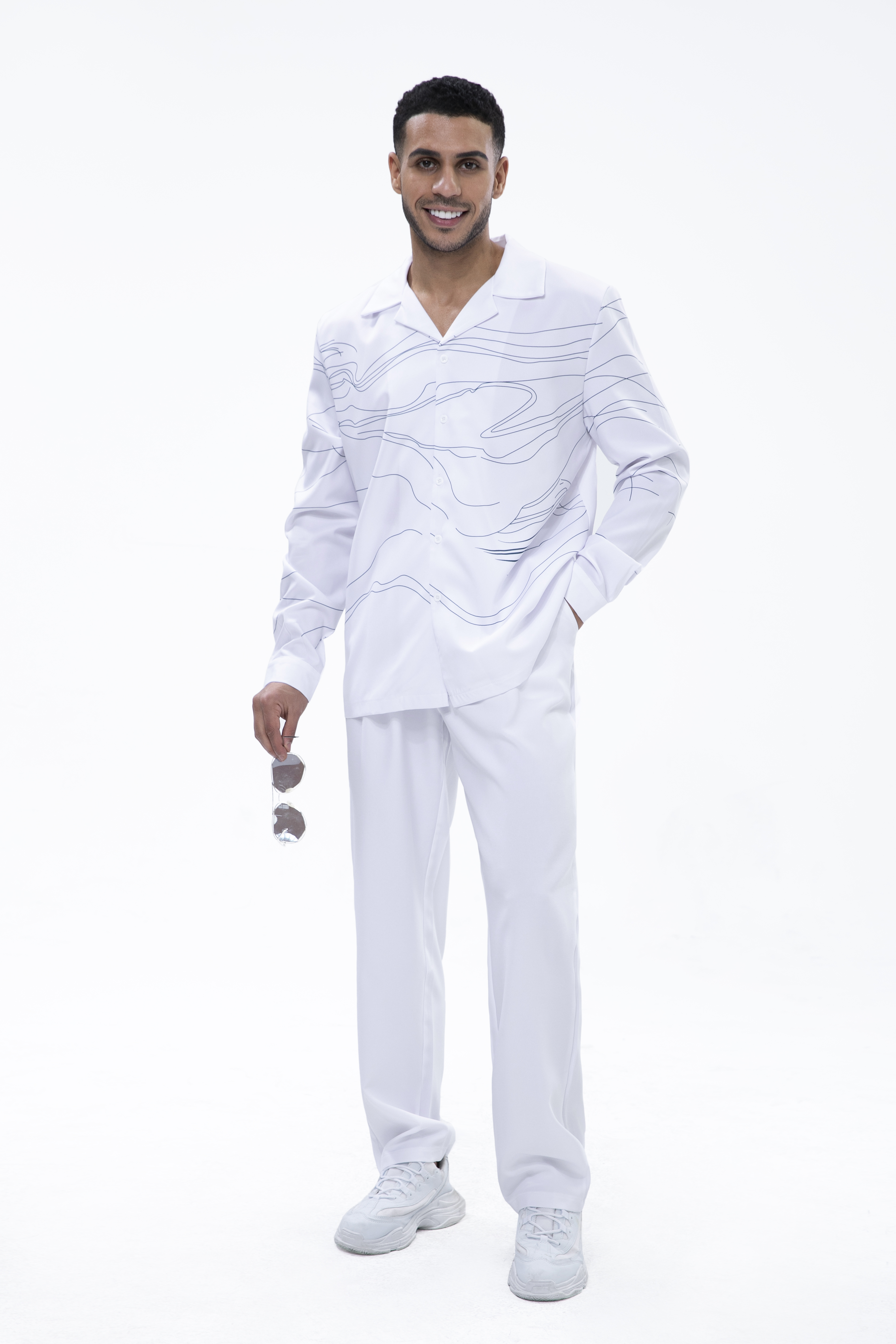 Suitmens White Art Two-Piece Long Sleeve Print Walking Pants