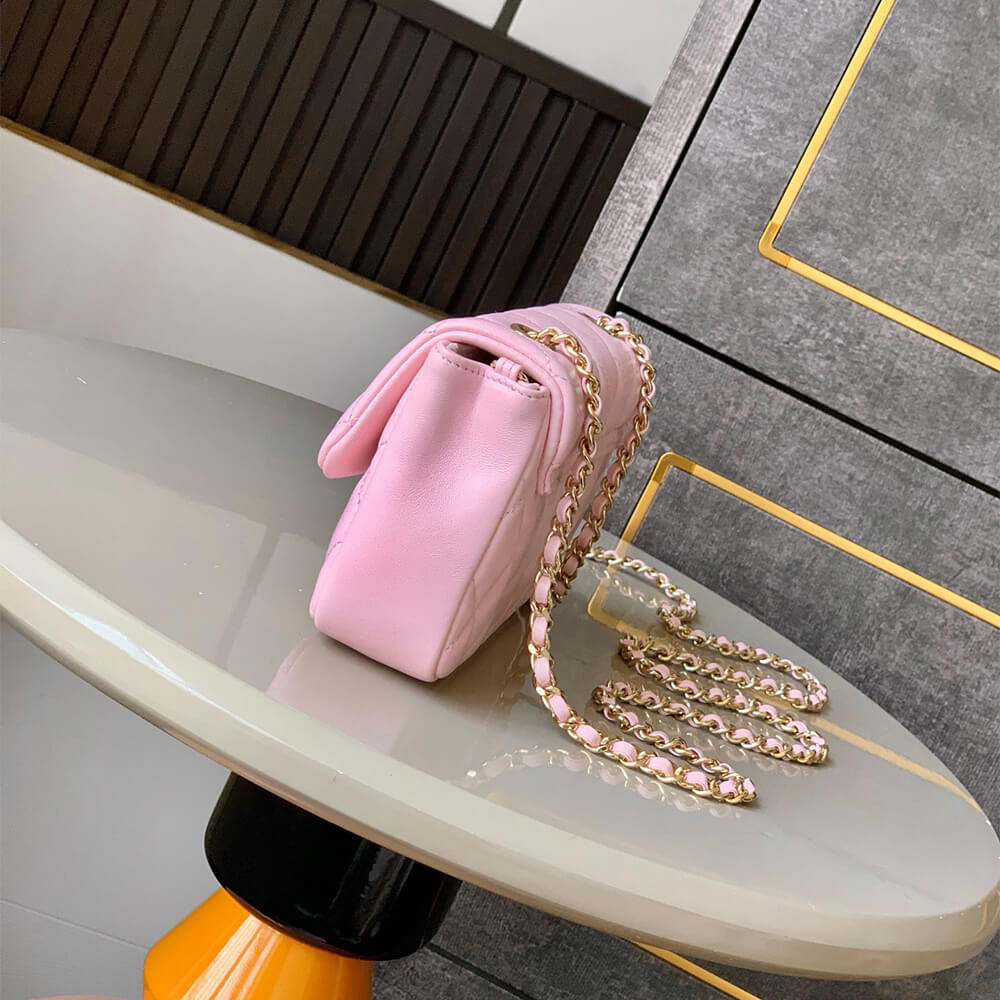 Chanel FLAP PHONE HOLDER WITH CHAIN(HIGH-END GRADE) - Top Club
