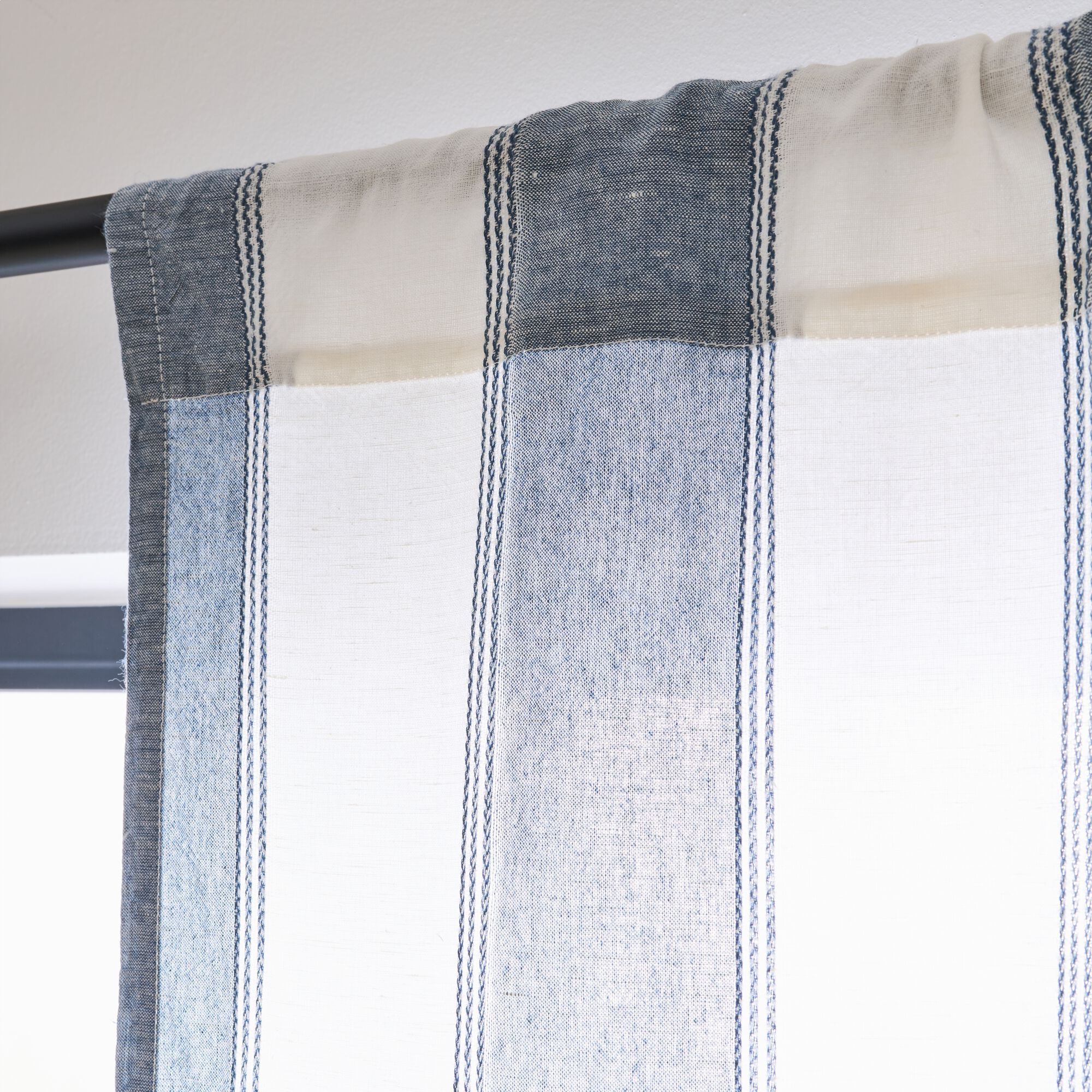 LUSSIA - Rideau passe-tringle en lin et coton à rayures 140x250cm - bleu