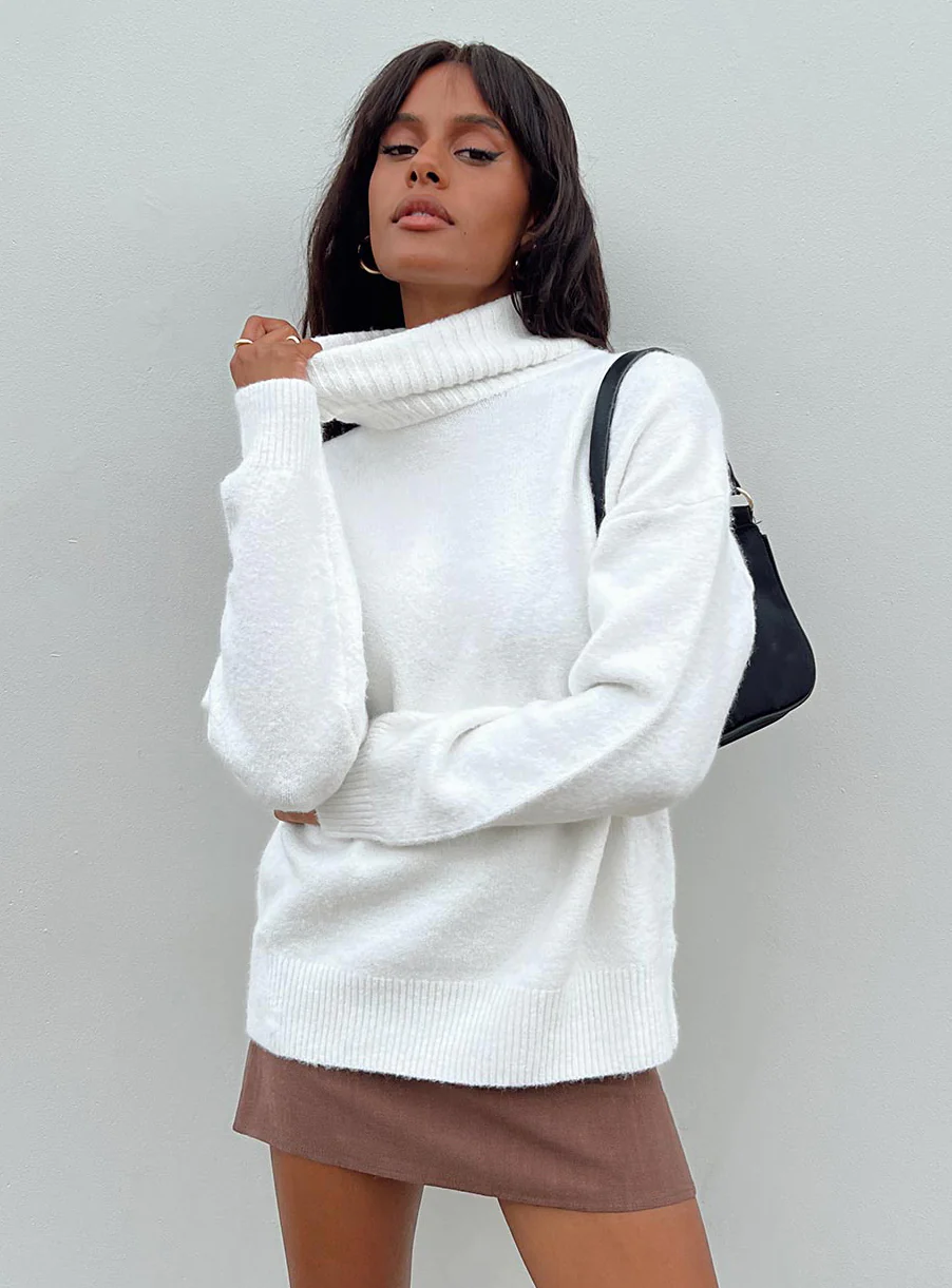 Oswin Turtleneck Sweater White
