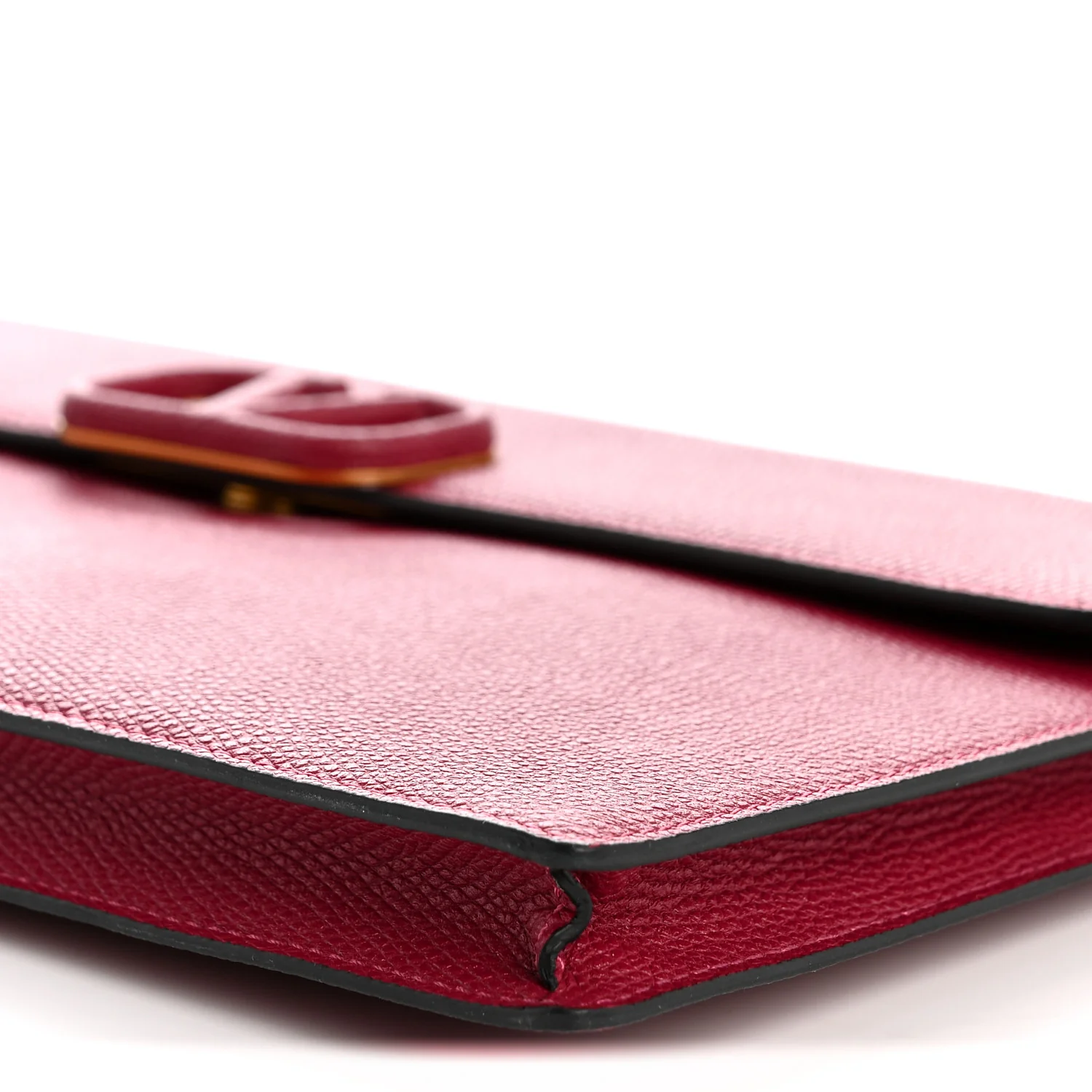 Grainy Calfskin Large Vlogo Clutch Raspberry - Top Club