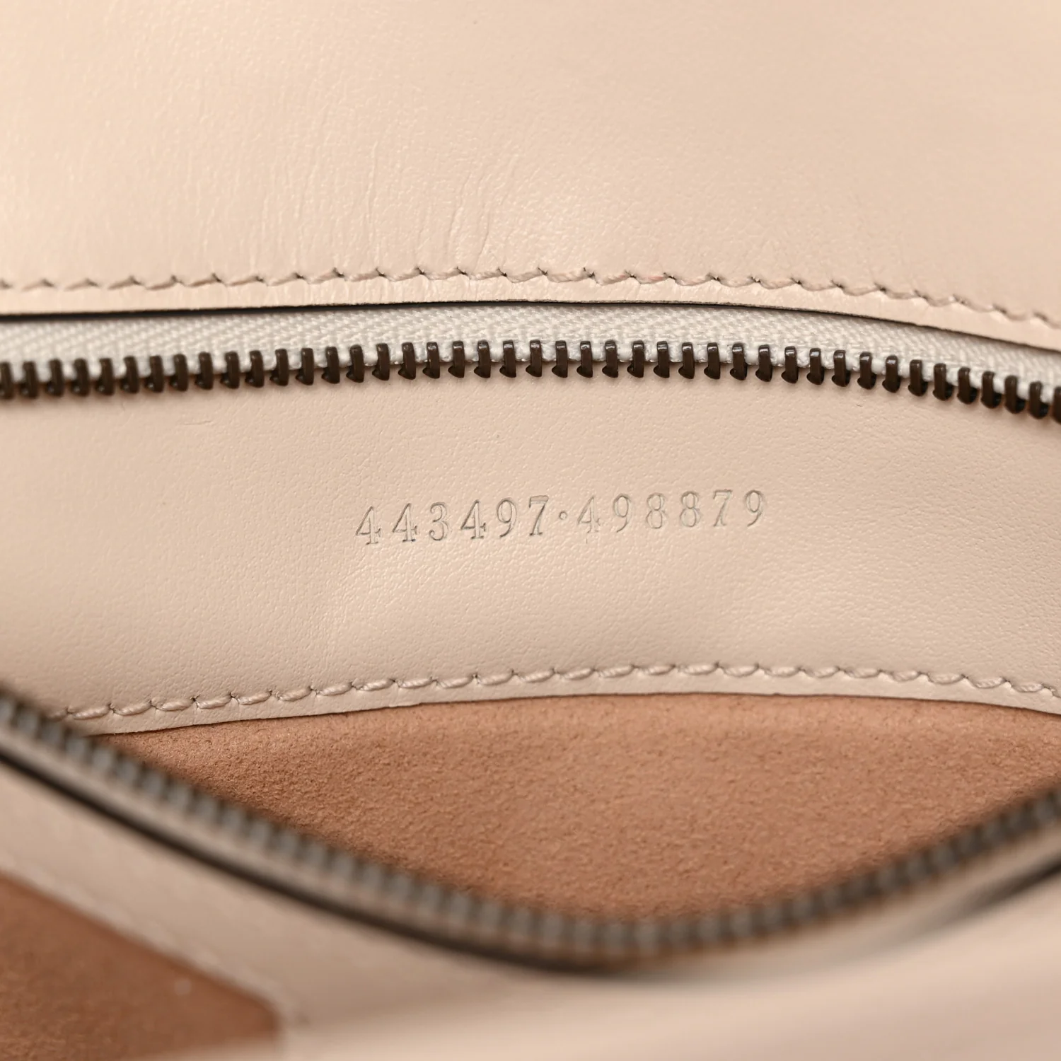 Calfskin Matelasse Small GG Marmont Shoulder Bag White - Top Club