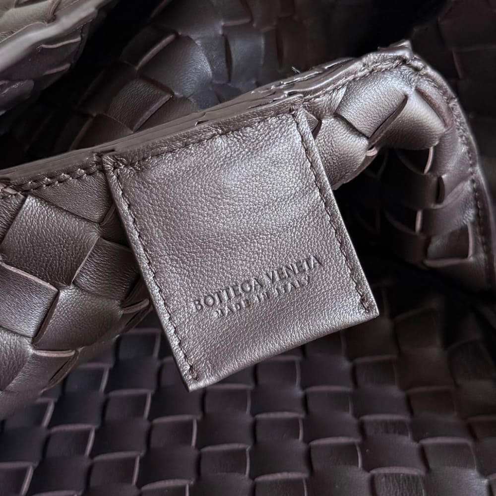 Bottega Veneta Medium Campana(HIGH-END GRADE) - Top Club