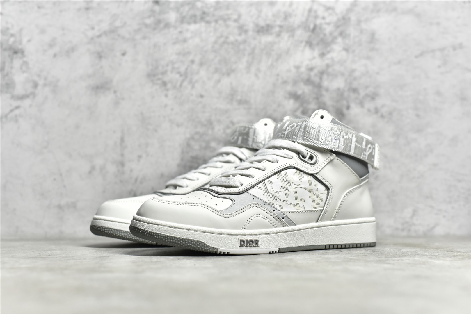 Dior B27 Sneakers High-Top White (AA Version) - Sneaker Replica Workshop