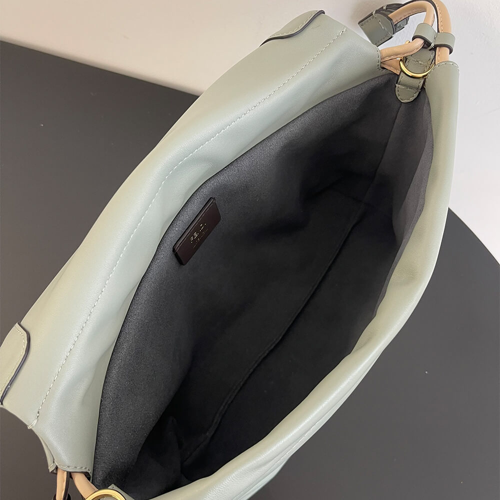 Fendi Mamma Baguette Medium(high-end grade) - Top Club