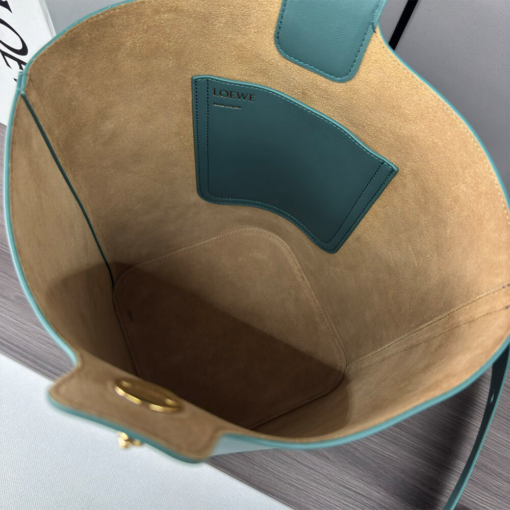 LOEWE Medium Pebble bucket in smooth calfskin(high-end grade) - Top Club