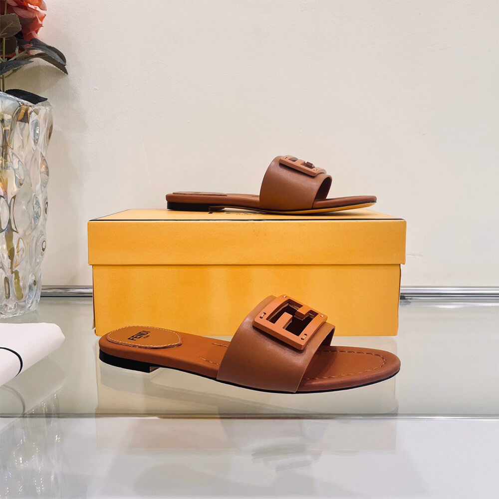 Fendi Baguette Slides - Top Club