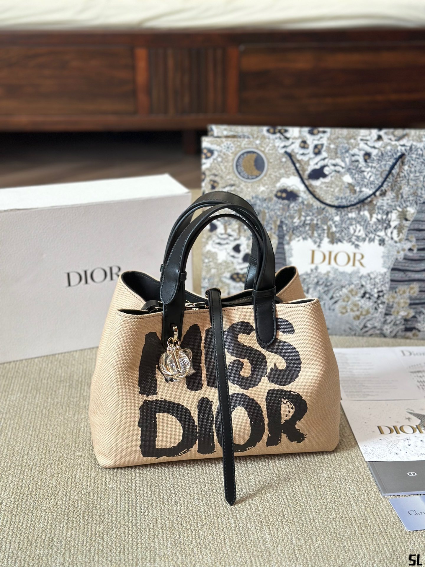 Miss D Toujours new arrival tote bag size: 30*20 cm - Top Club