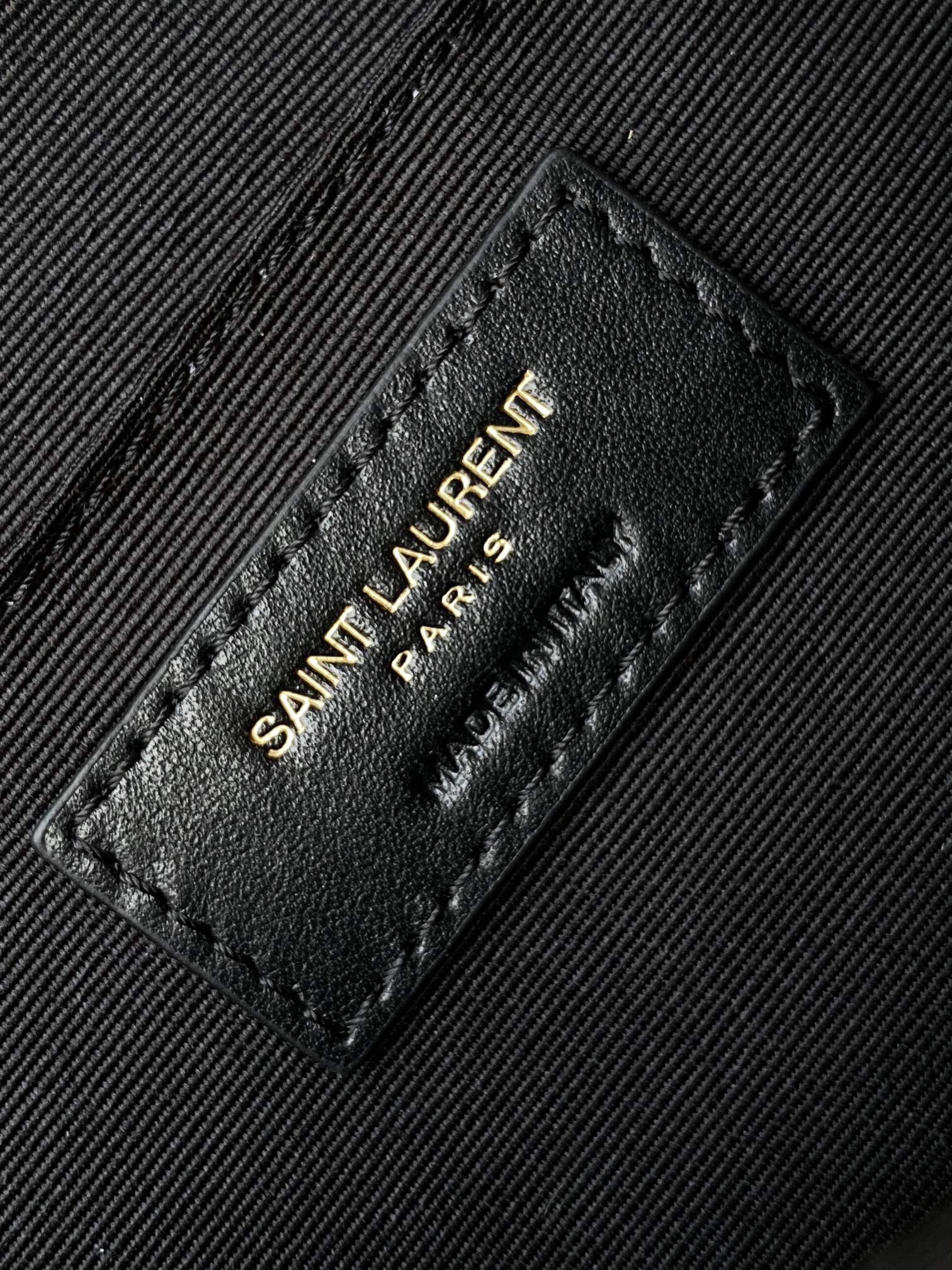 Y Lou Camera Bag In Quilted Leather - Top Club