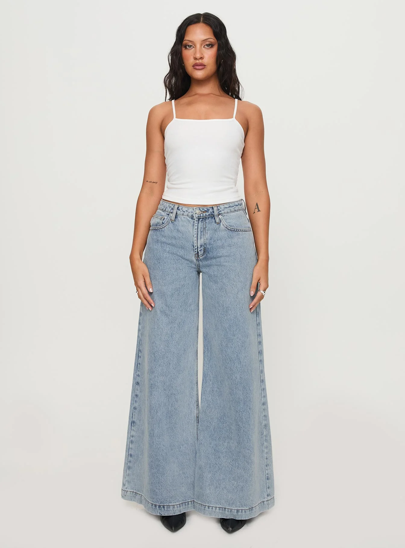 Toby Low Rise Baggy Jeans Light Wash