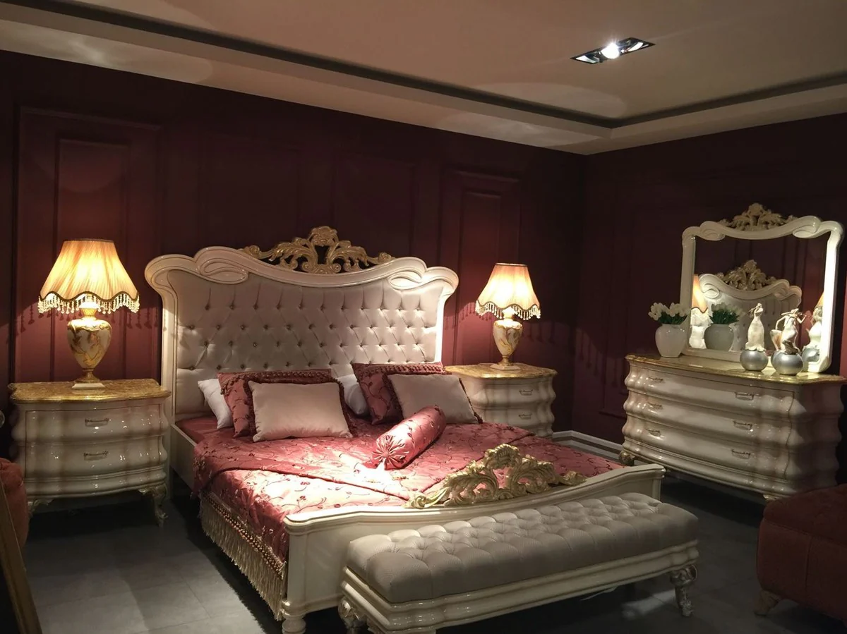 Luxury Baroque Bedroom Set Gray / White / Gold - 1 Baroque Double Bed & 2 Baroque Nightstands & 1 Baroque Bench - Baroque Bedroom Furniture - Noble & Magnificent
