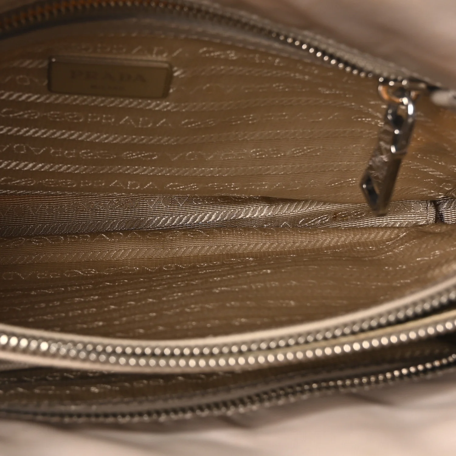 Nylon Saffiano Bi-Color Tote Grey - Top Club