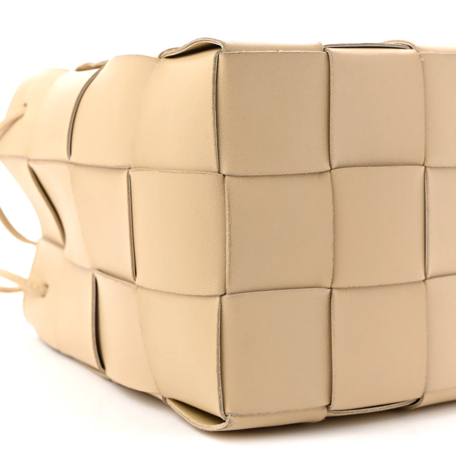 Nappa Maxi Intrecciato Small Cassette Bucket Bag Porridge - Top Club