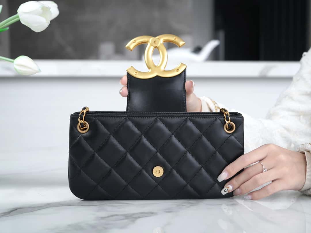 ???????????? ?????? Vintage Logo Quilted Lambskin Shoulder Bag 11.5x24x4.5cm - Top Club