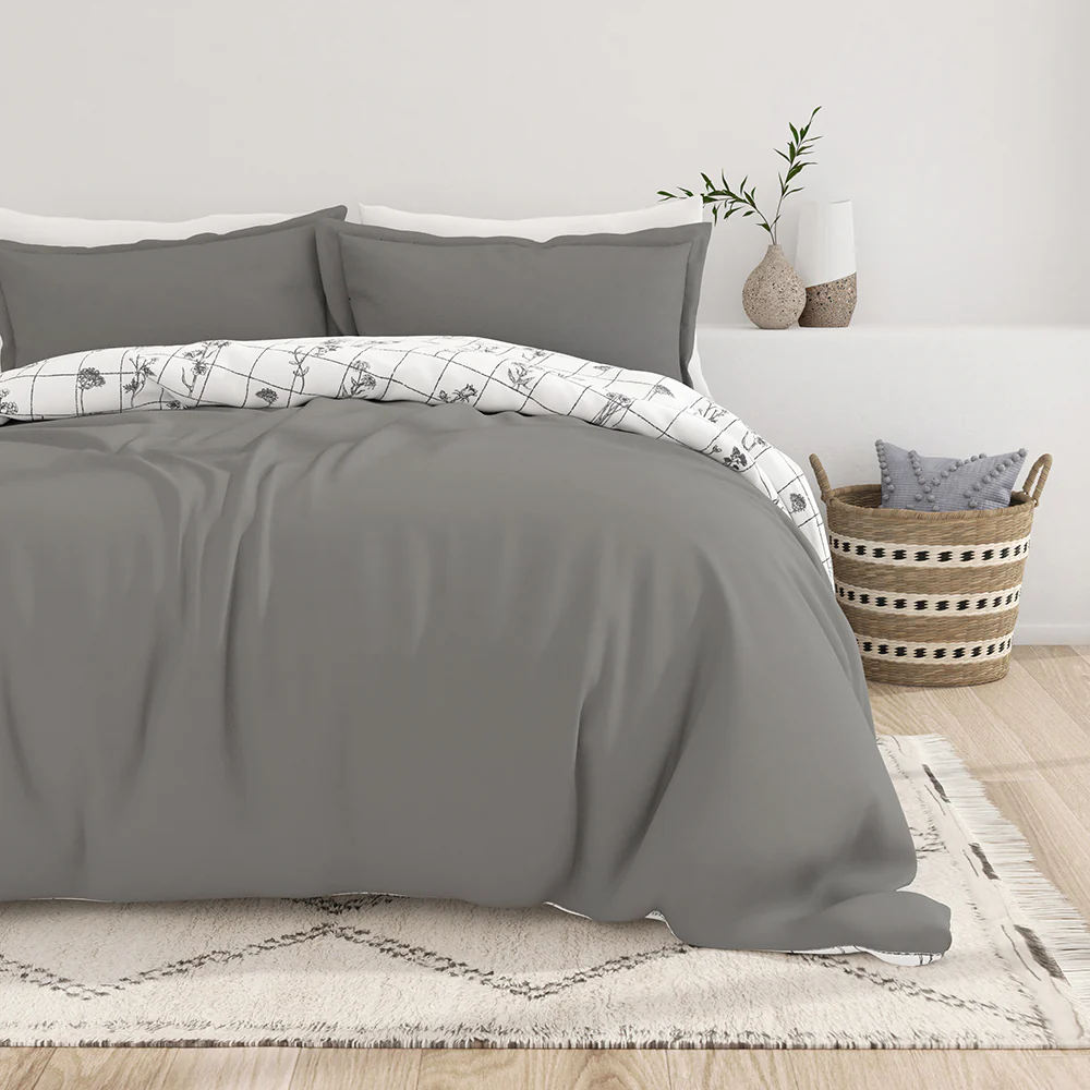 Flower Field Pattern 3-Piece Reversible Duvet Cover Set (Sale)