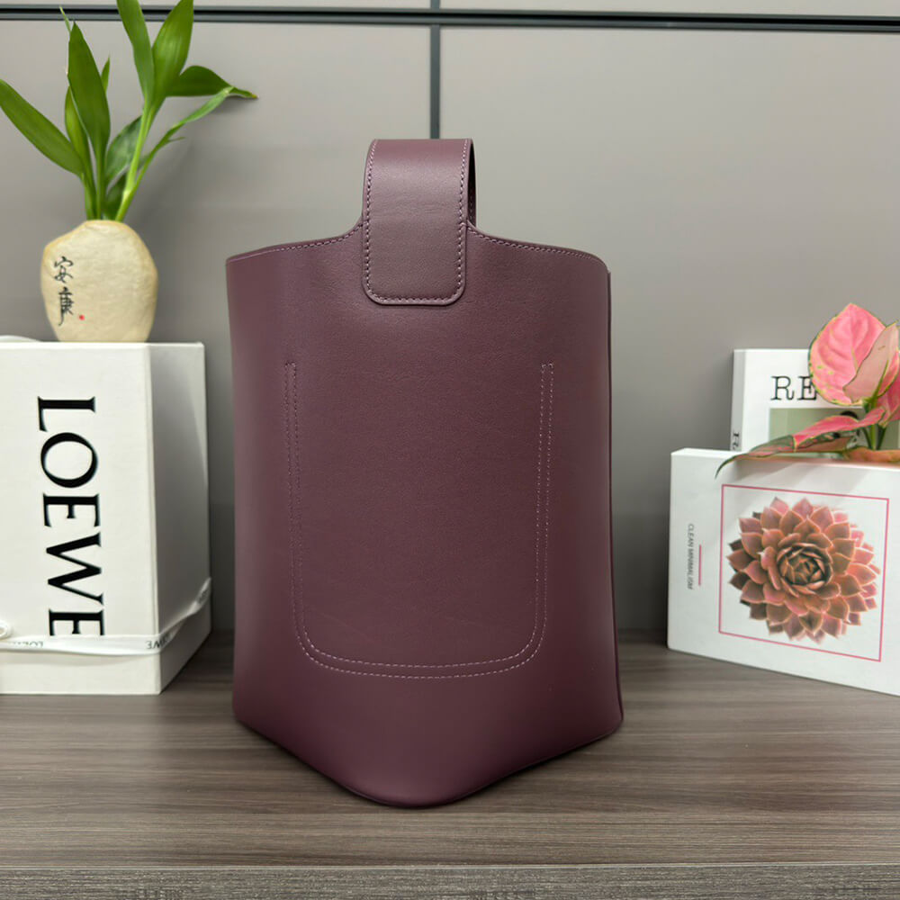 LOEWE Medium Pebble bucket in smooth calfskin(high-end grade) - Top Club