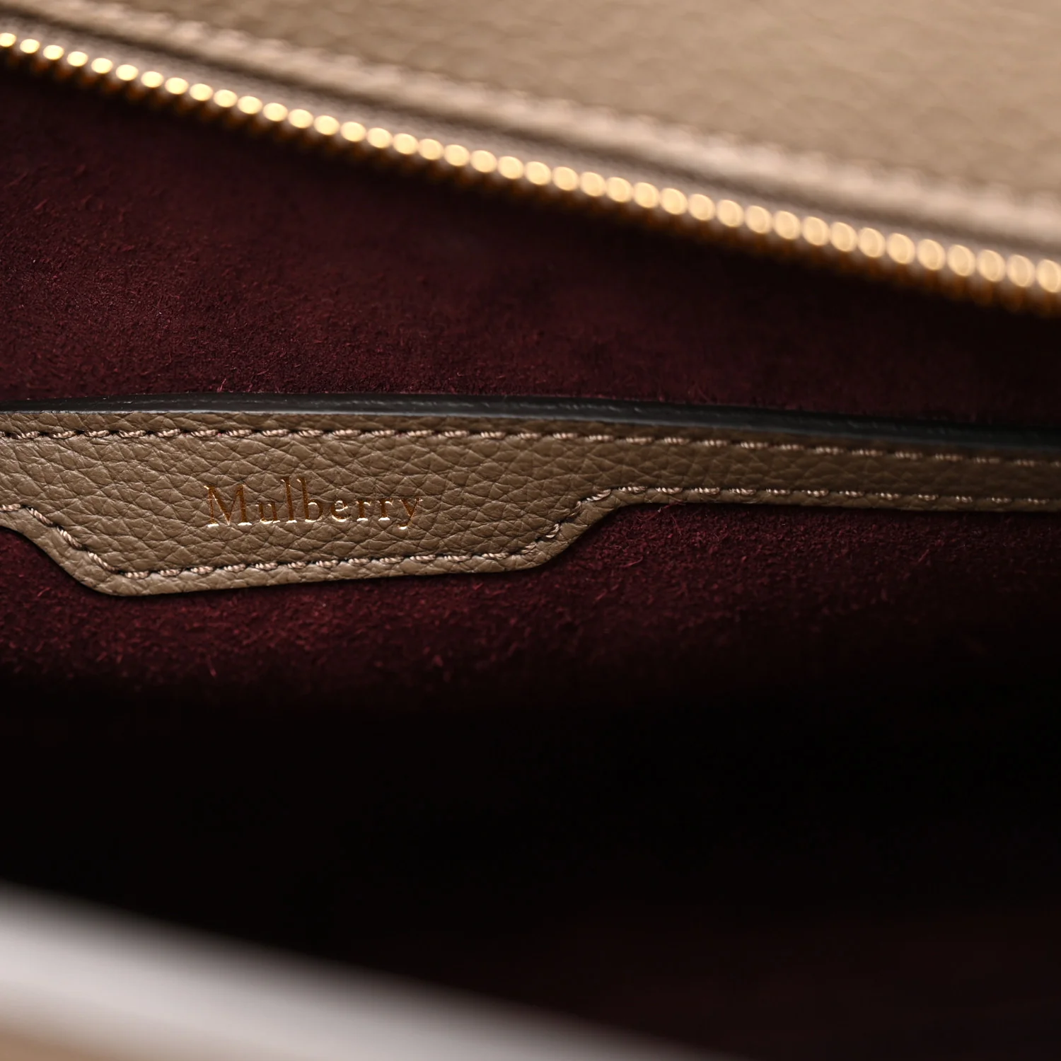 Classic Grain Small Zipped Bayswater Clay - Top Club