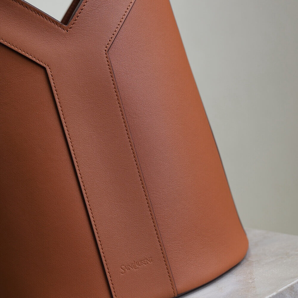 YSL Y top-handle bucket in leather(HIGH-END GRADE) - Top Club