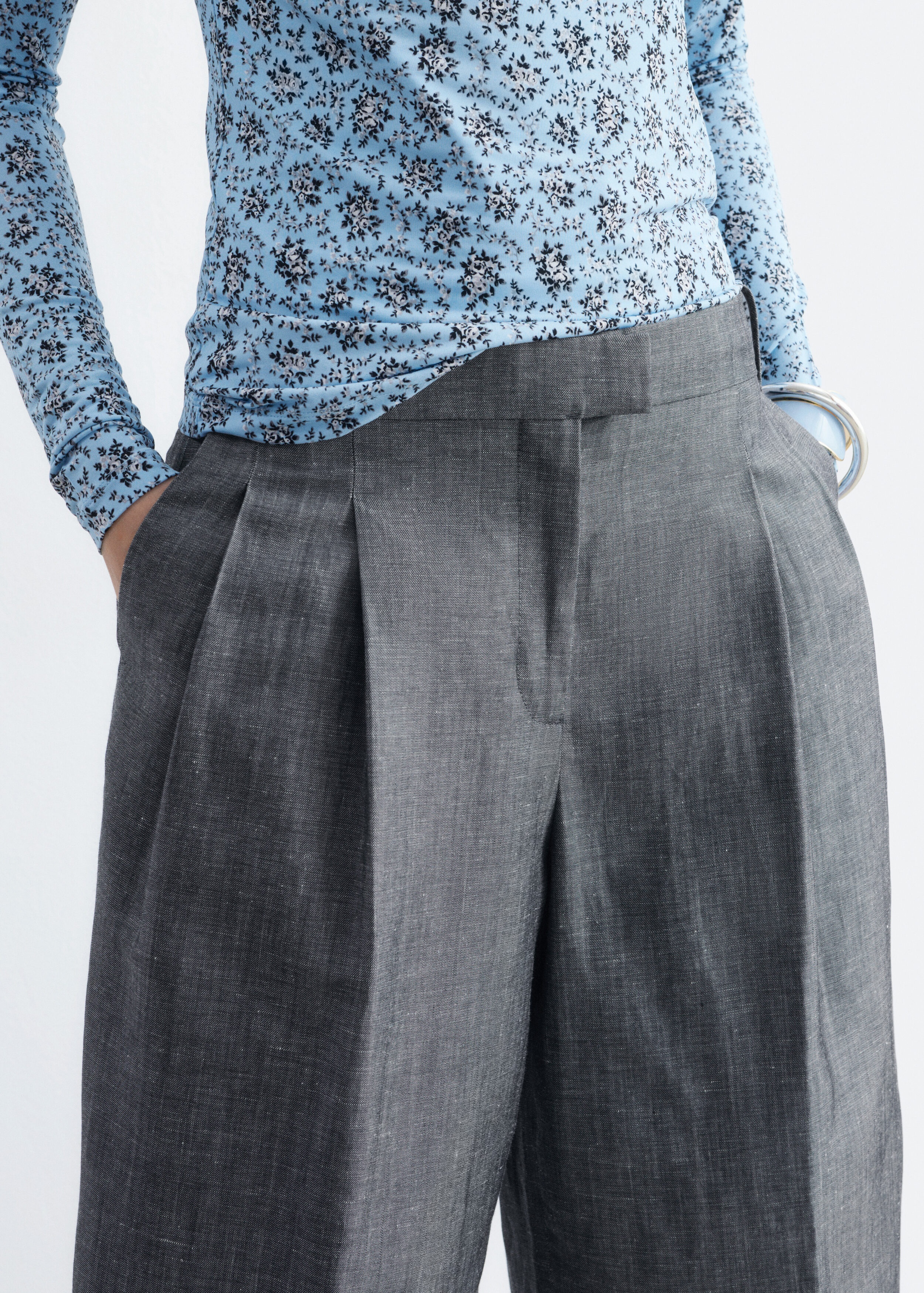 & Other Stories TAILORED BERMUDA SHORTS