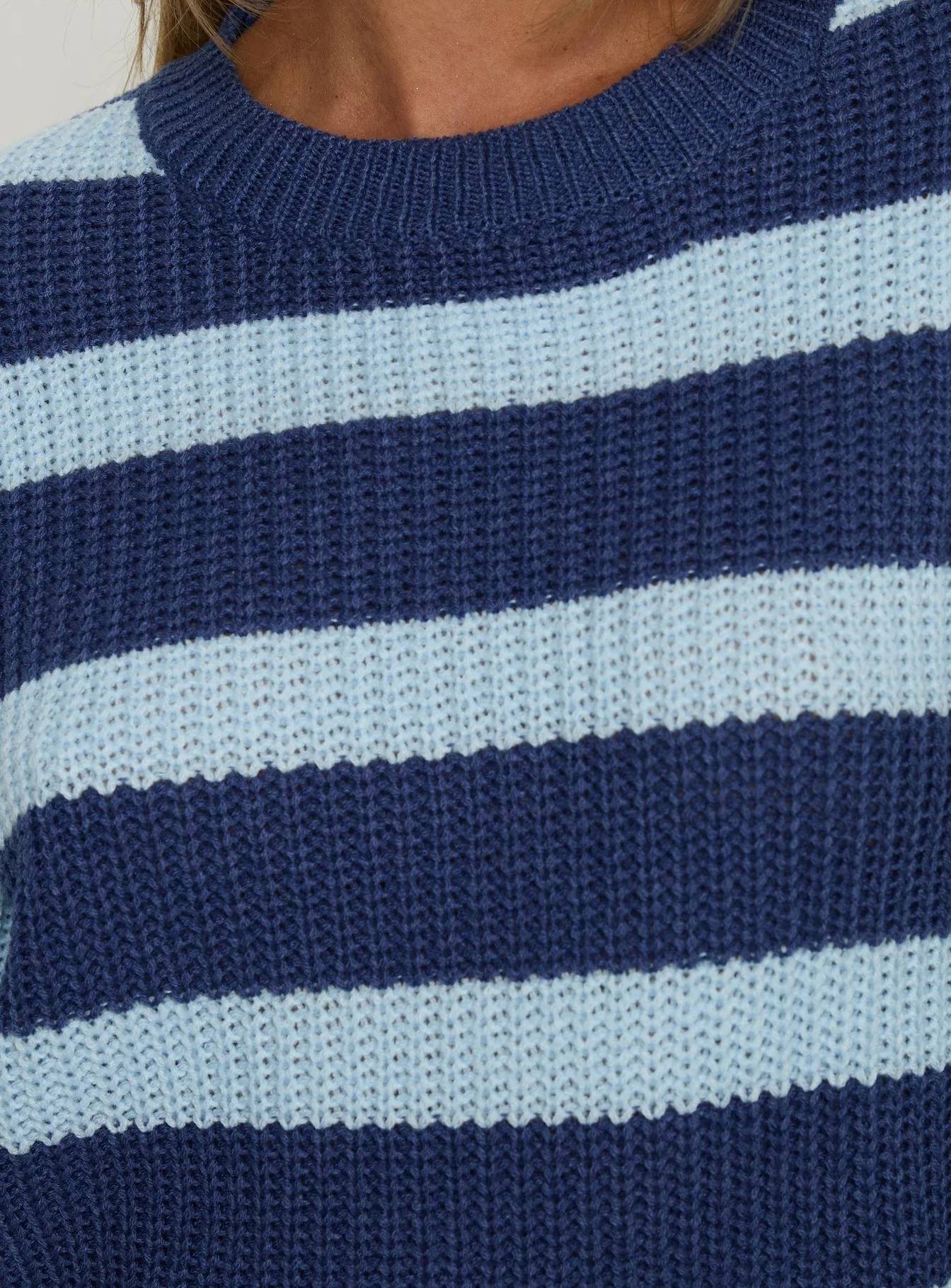 Kealin Crew Neck Knit Sweater Blue Stripe