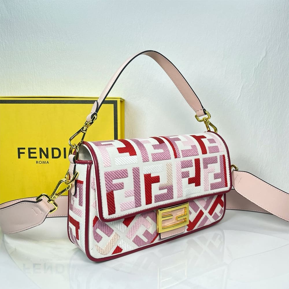Fendi Baguette - Top Club