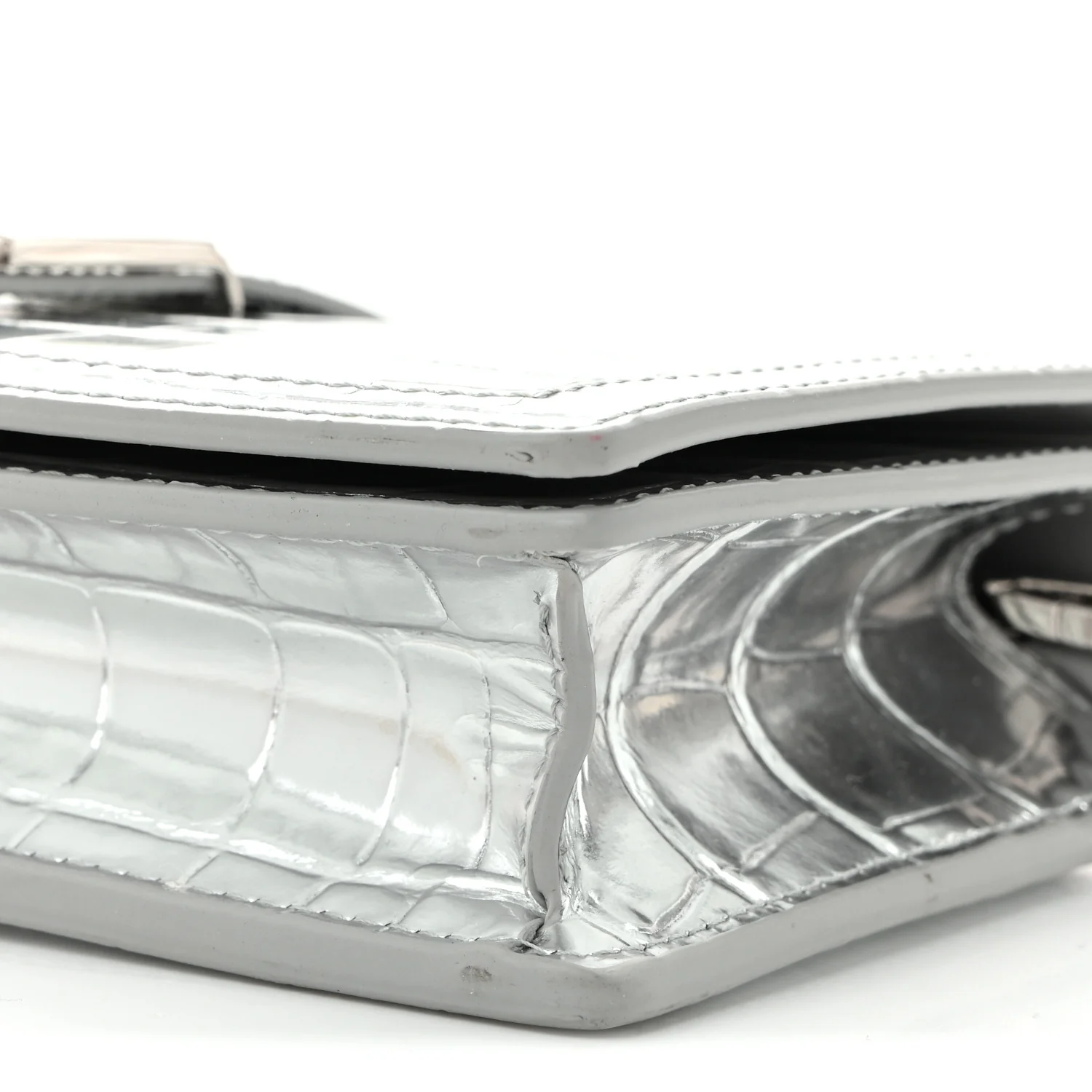Metallic Crocodile Embossed Calfskin Greca Goddess Wallet On Chain Silver - Top Club