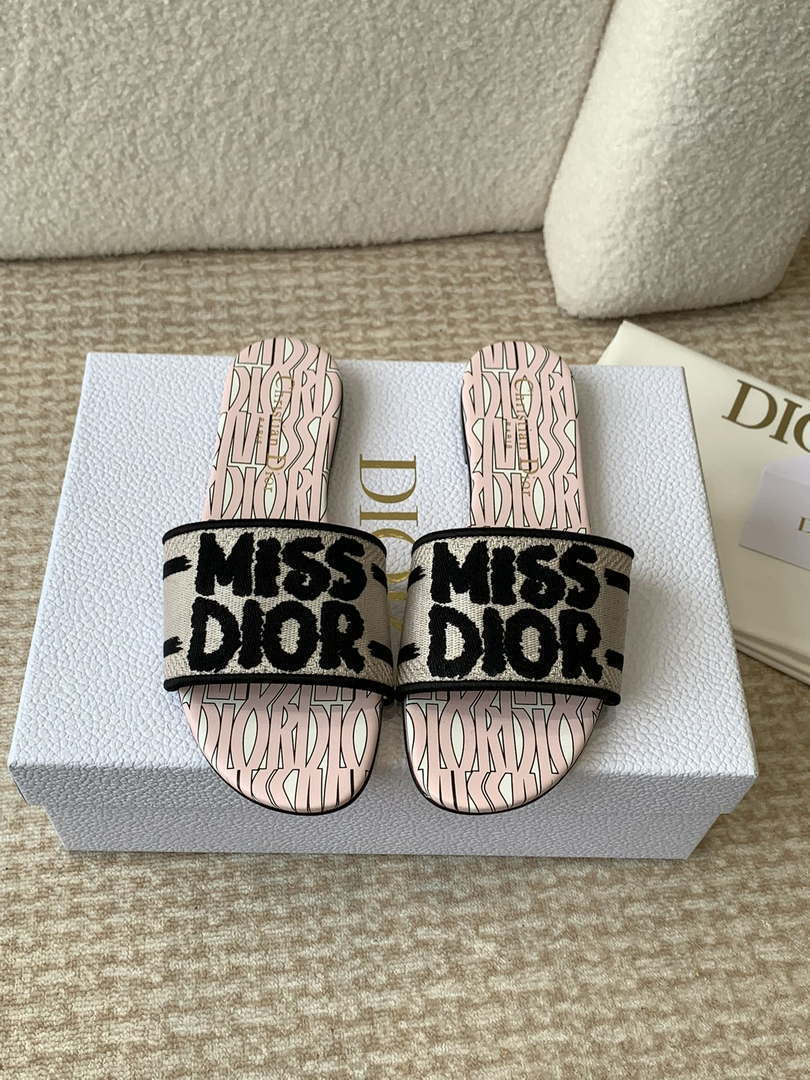 Dior KCO109EZO Dway Slide Embroidered Cotton Miss Dior Allover Motif Shoes D82999 - Sneaker Replica Workshop
