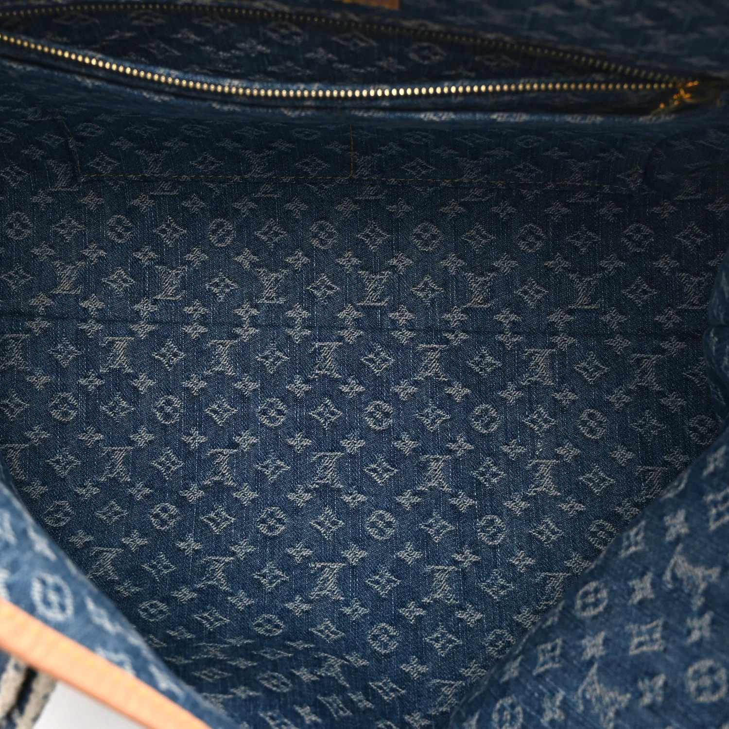Monogram Denim CarryAll MM Blue - Top Club