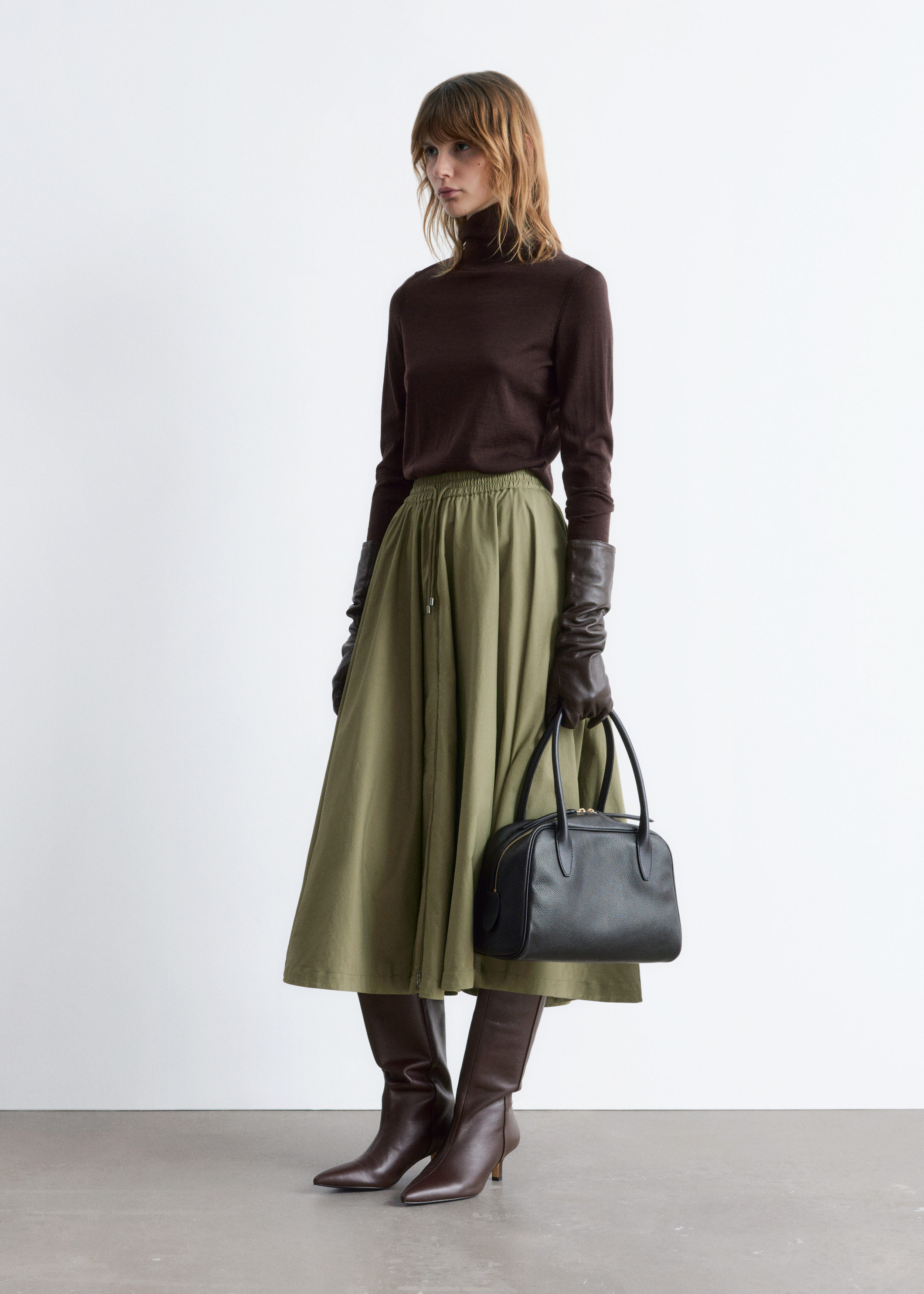 & Other Stories KITTEN HEEL LEATHER KNEE BOOTS