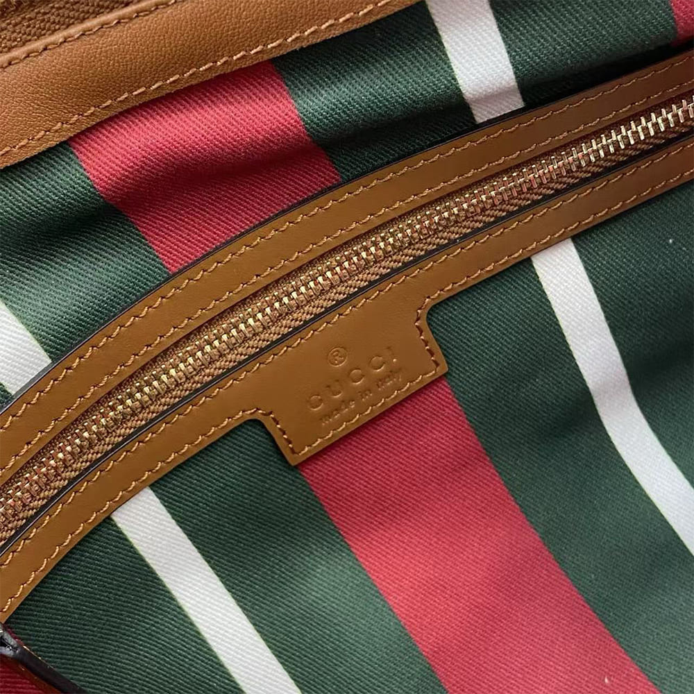 GG Emblem medium shoulder bag - Top Club