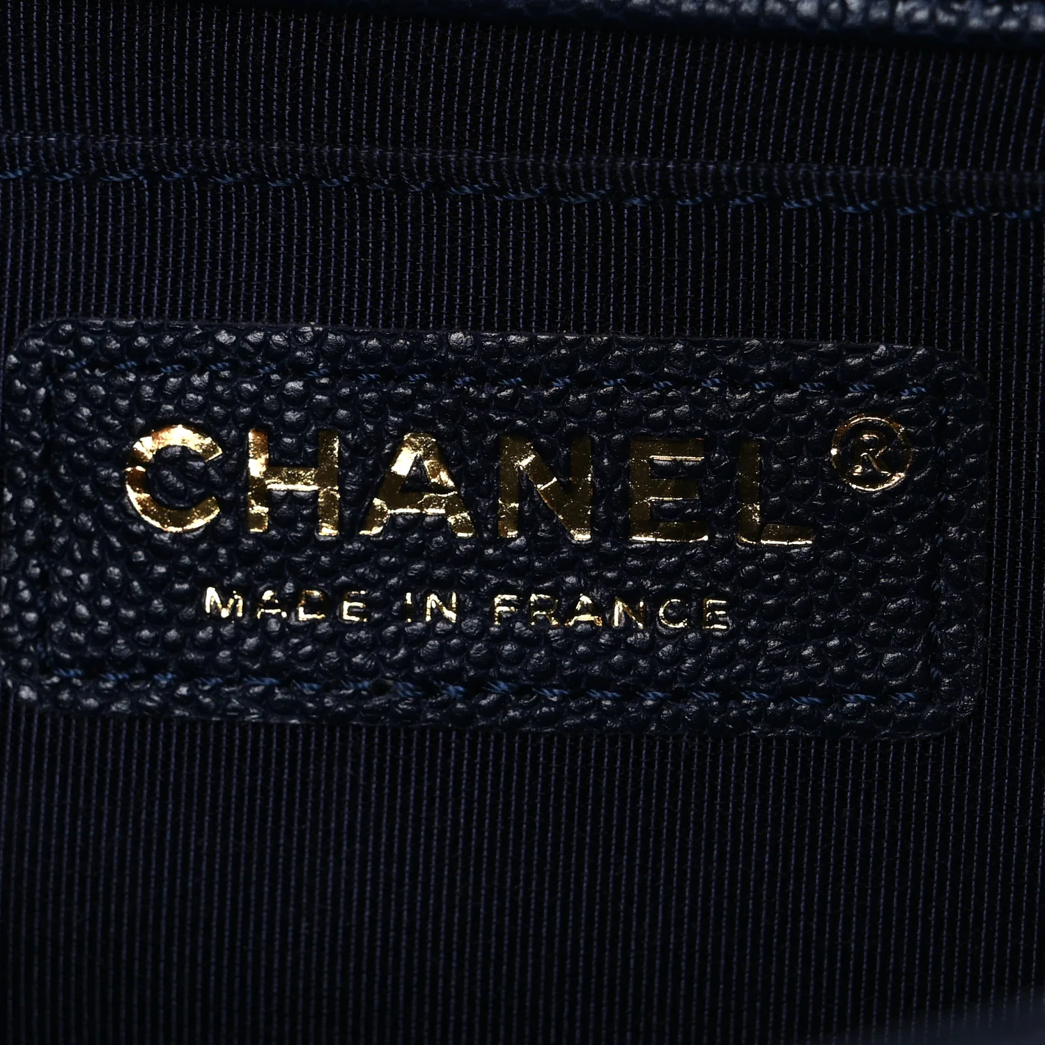 Caviar Quilted Medium Boy Flap Navy - Top Club