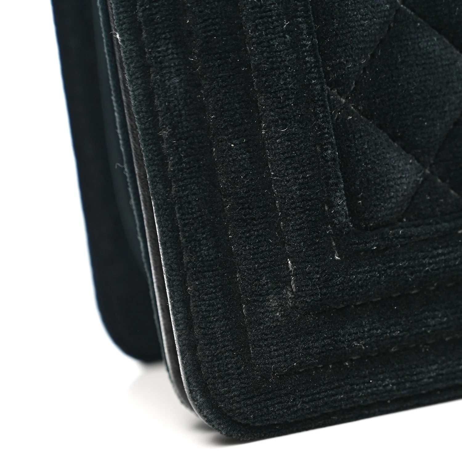 Velvet Quilted Small Boy Flap Black - Top Club