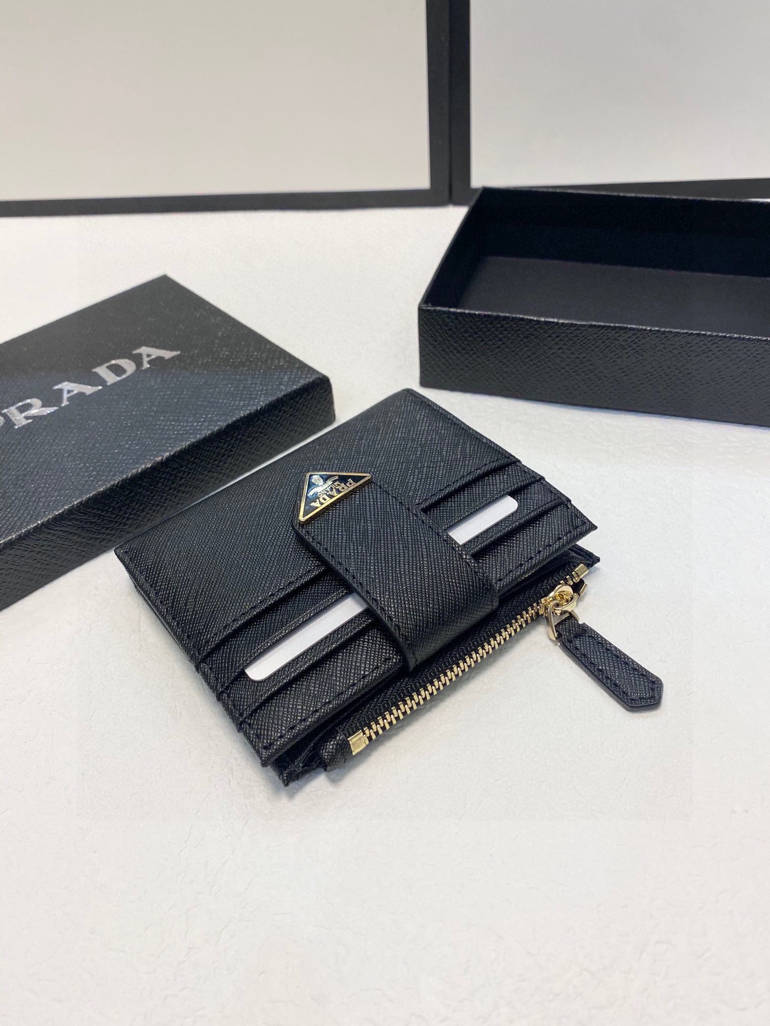 Pra wallet men and women size : 10x9 cm - Top Club