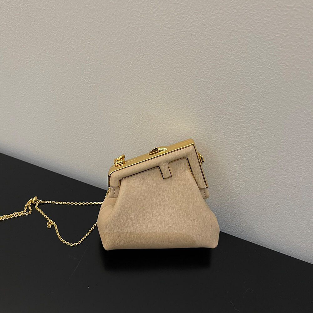 Nano Fendi First Charm - Top Club