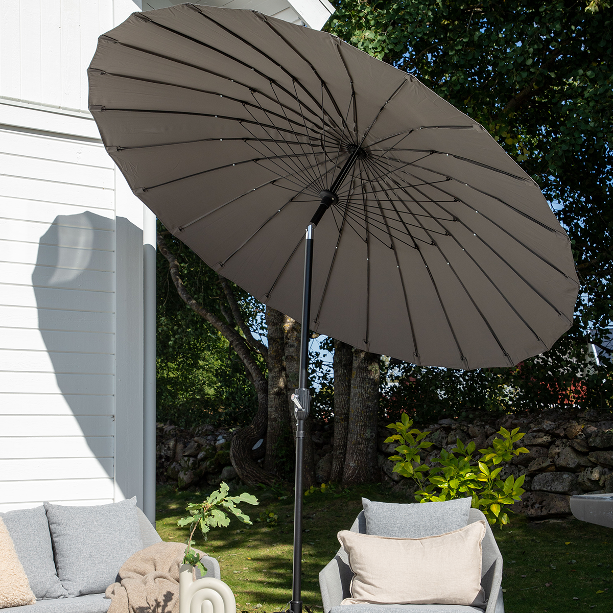 Parasol Einar Grijs