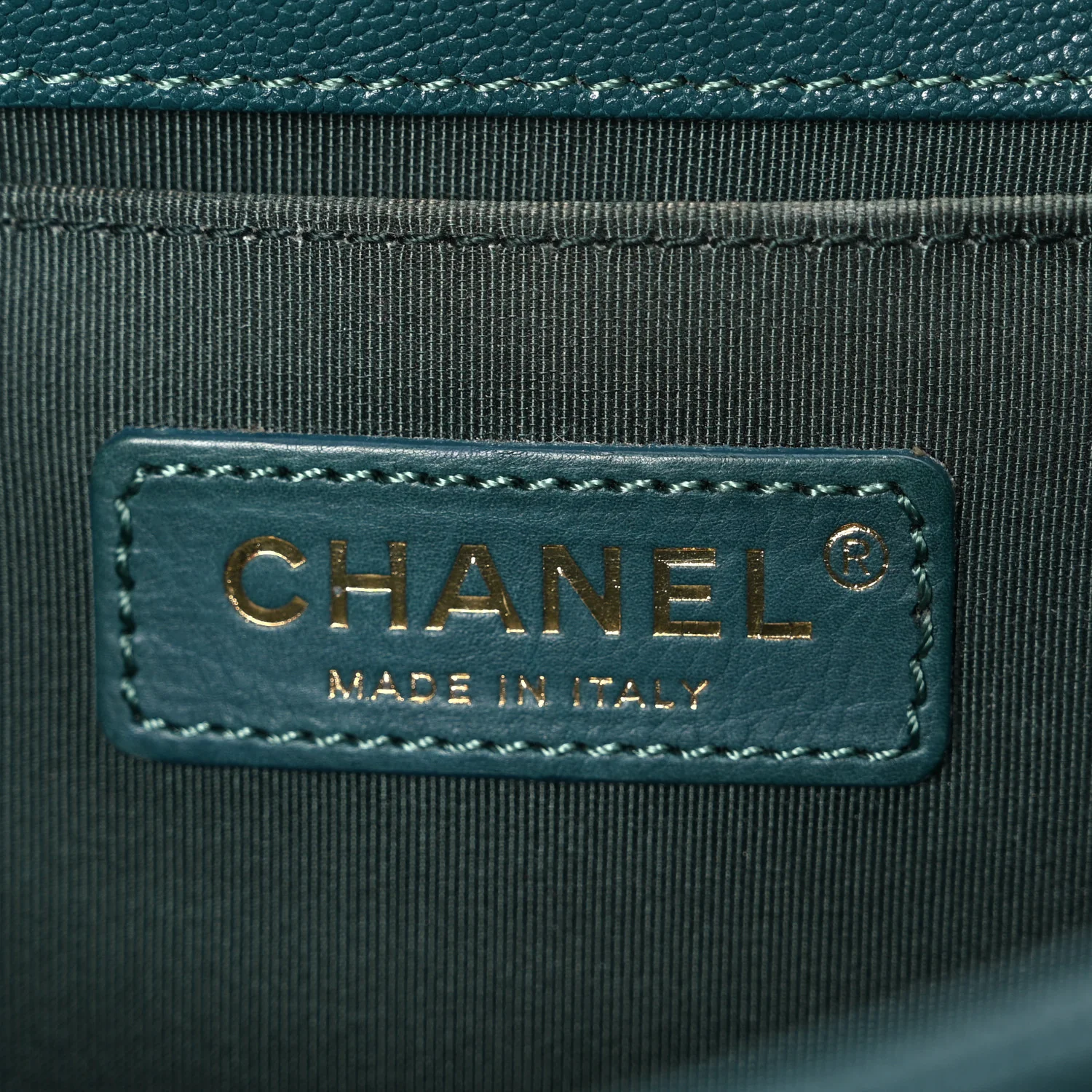 Caviar Quilted Medium Boy Flap Dark Green - Top Club