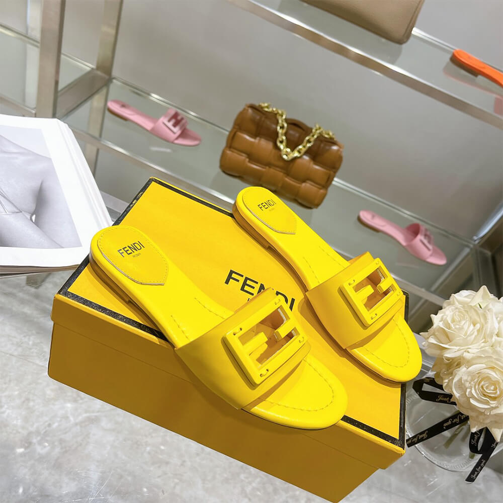 Fendi Baguette Slides - Top Club