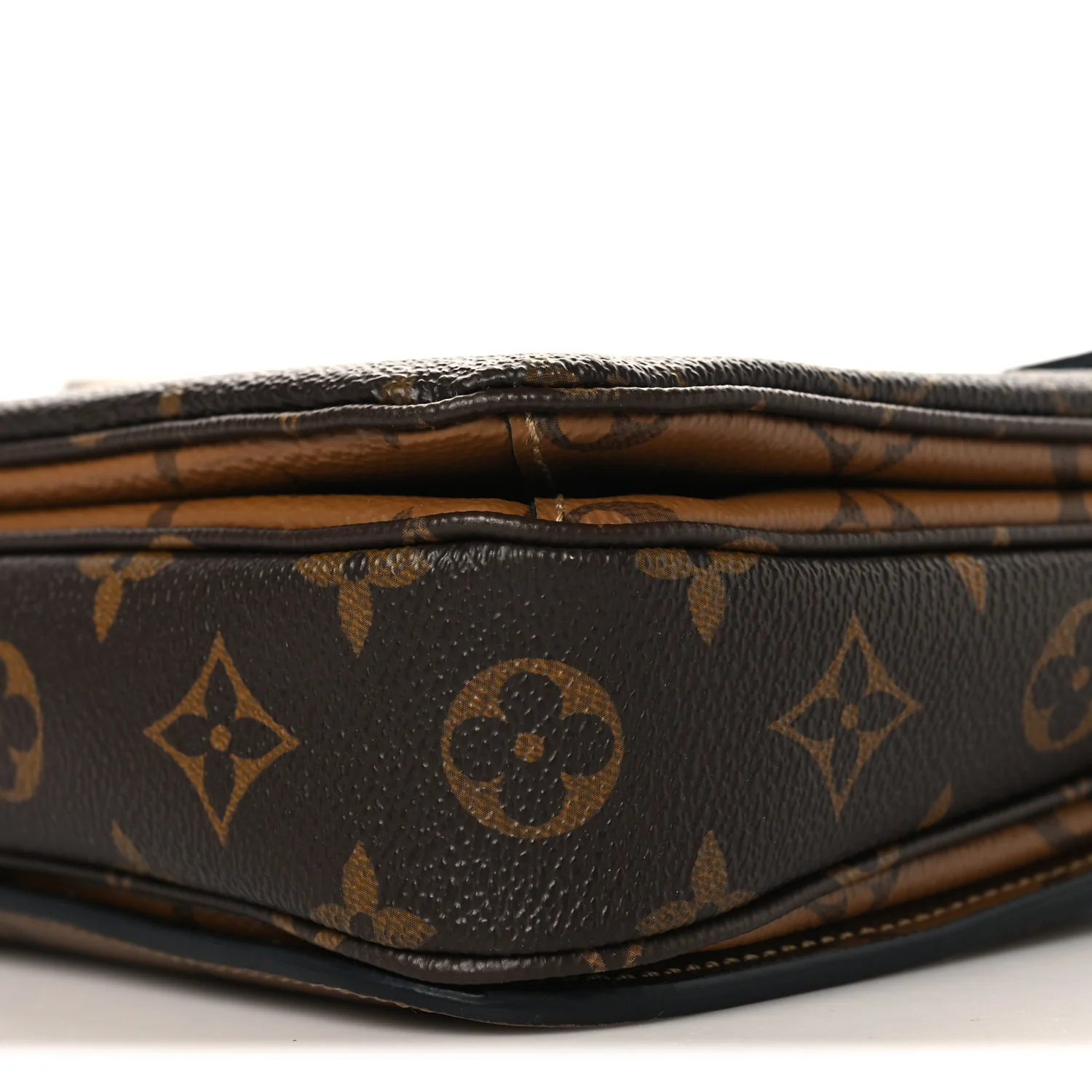 Reverse Monogram Pochette Metis - Top Club