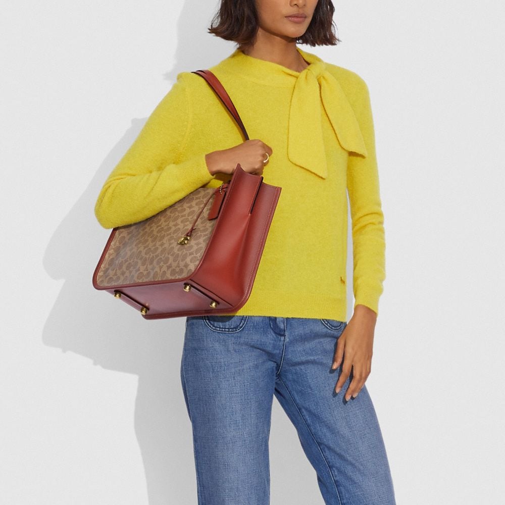 COACH Coach Classic handbags