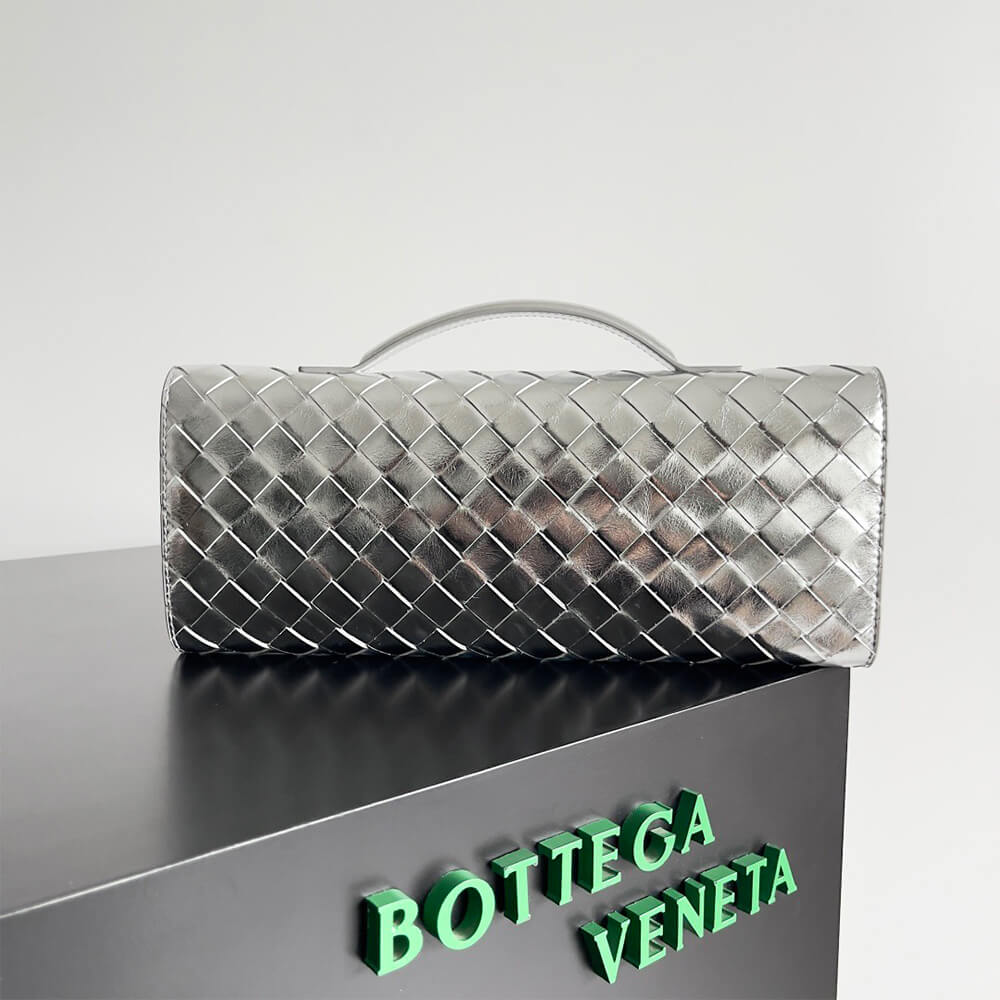 Bottega Veneta Andiamo Clutch(HIGH-END GRADE) - Top Club