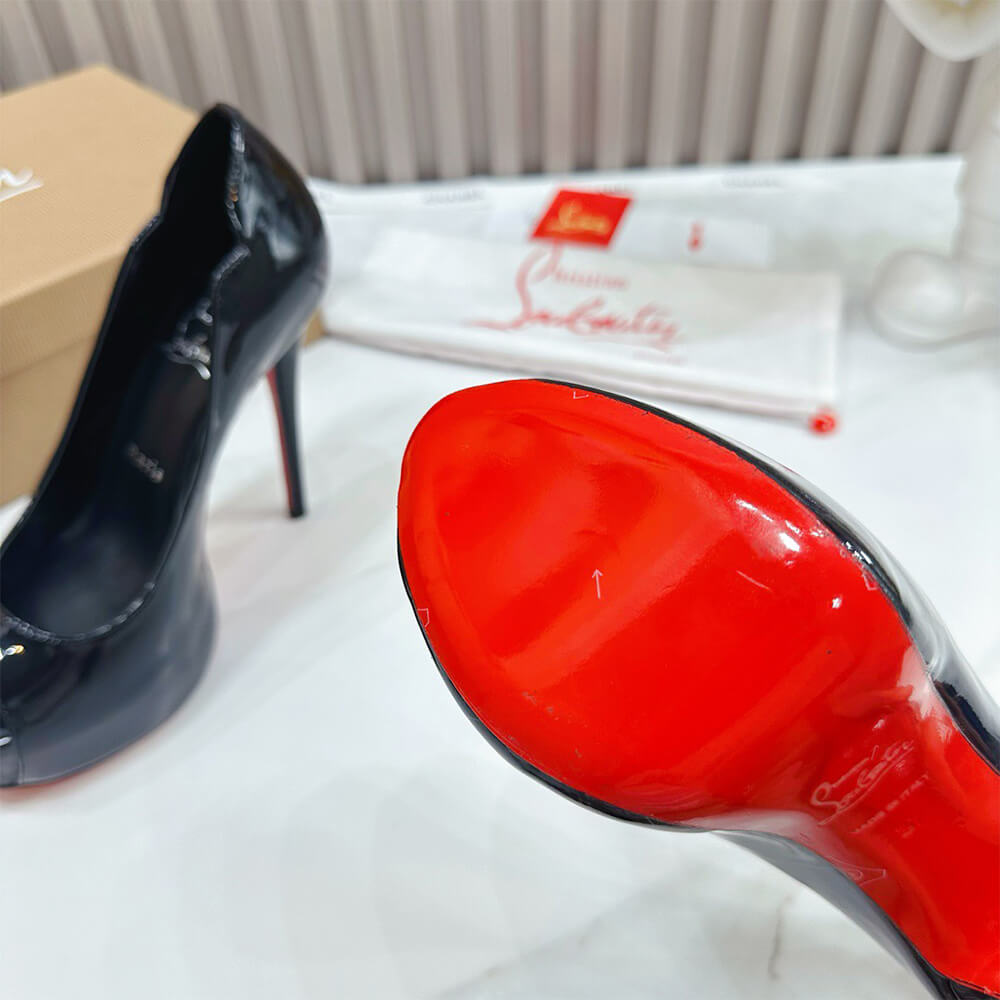 LOUBOUTIN Hot Chick Alta - Top Club