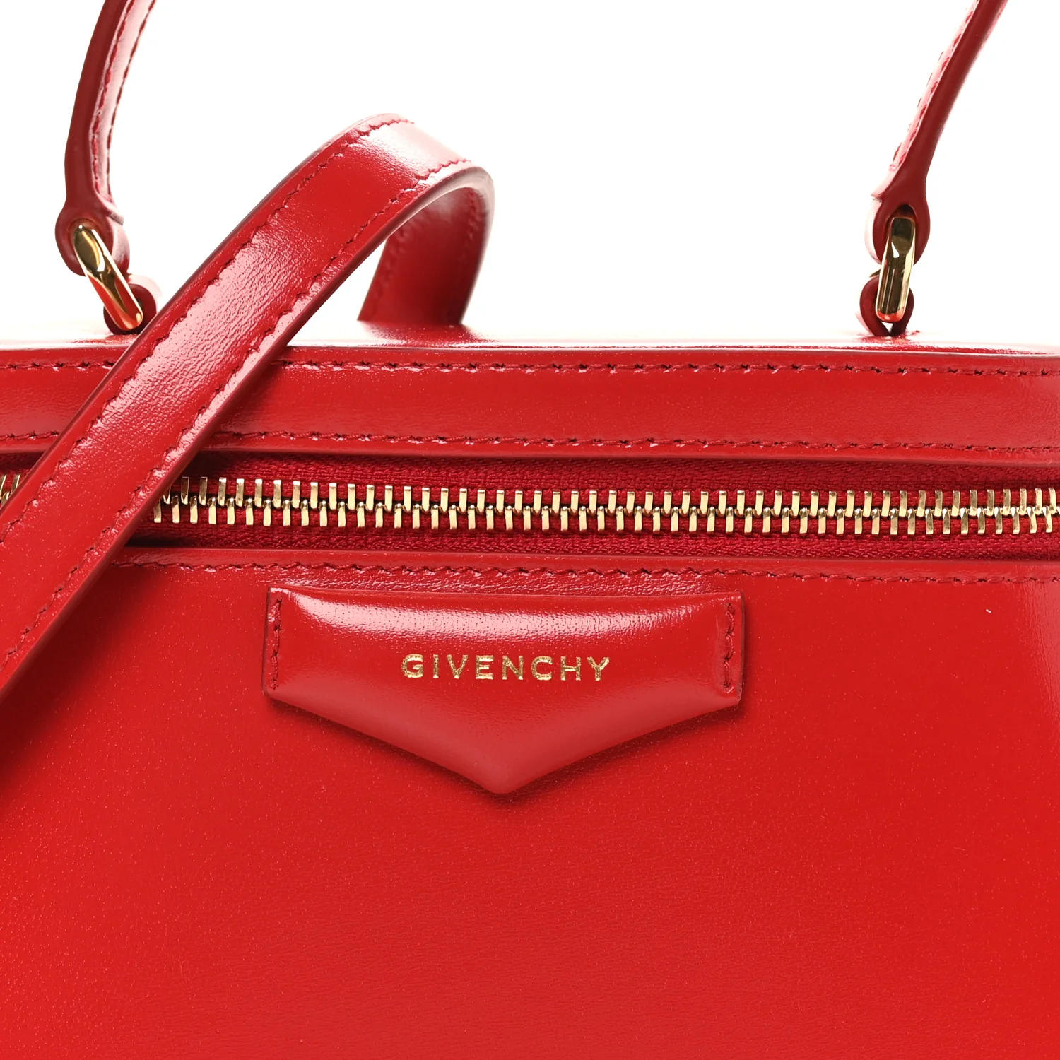 Box Calfskin Antigona Vanity Bag With Chain Vermillon - Top Club