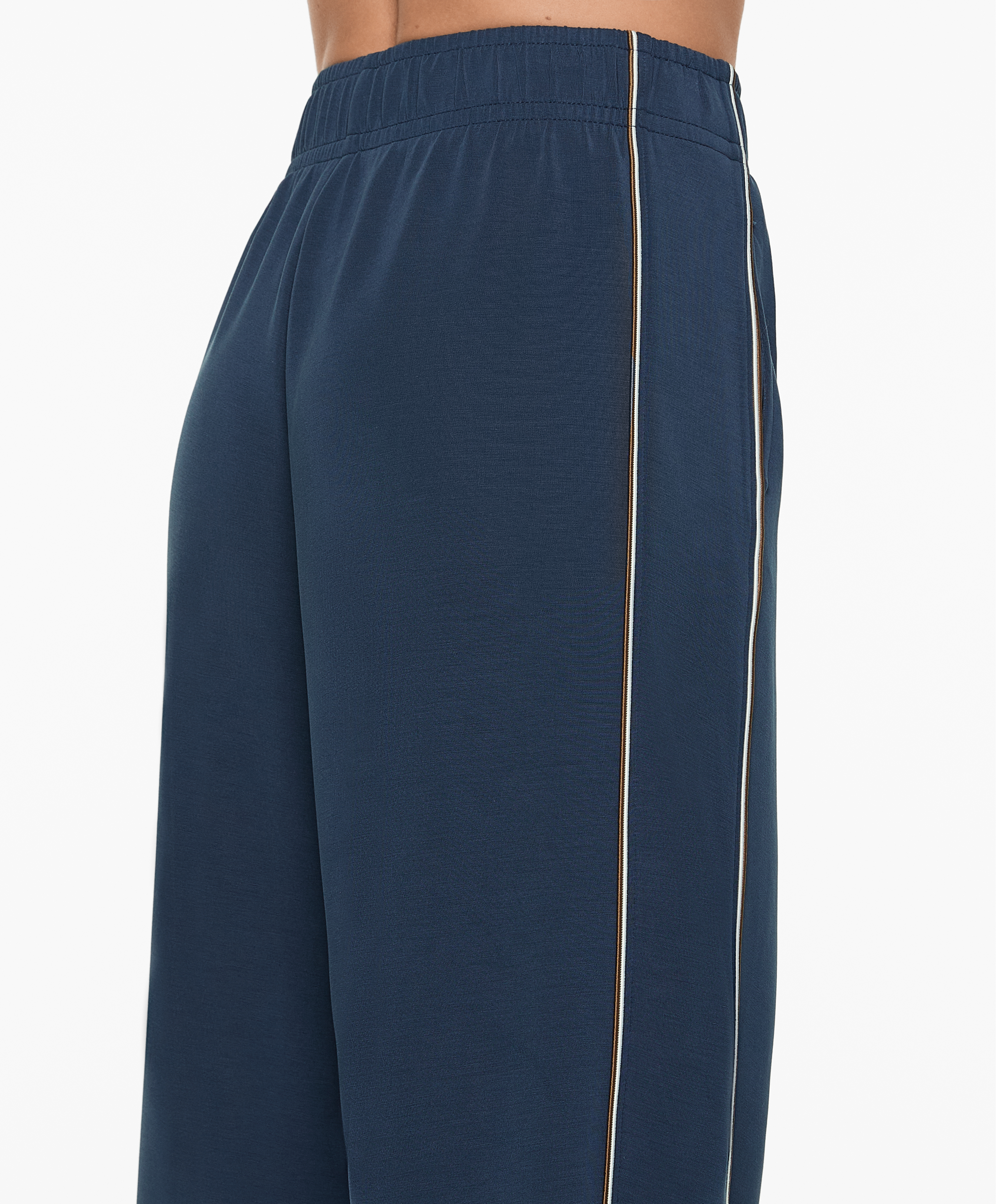 OYSHO Straight-leg trousers with modal and piping