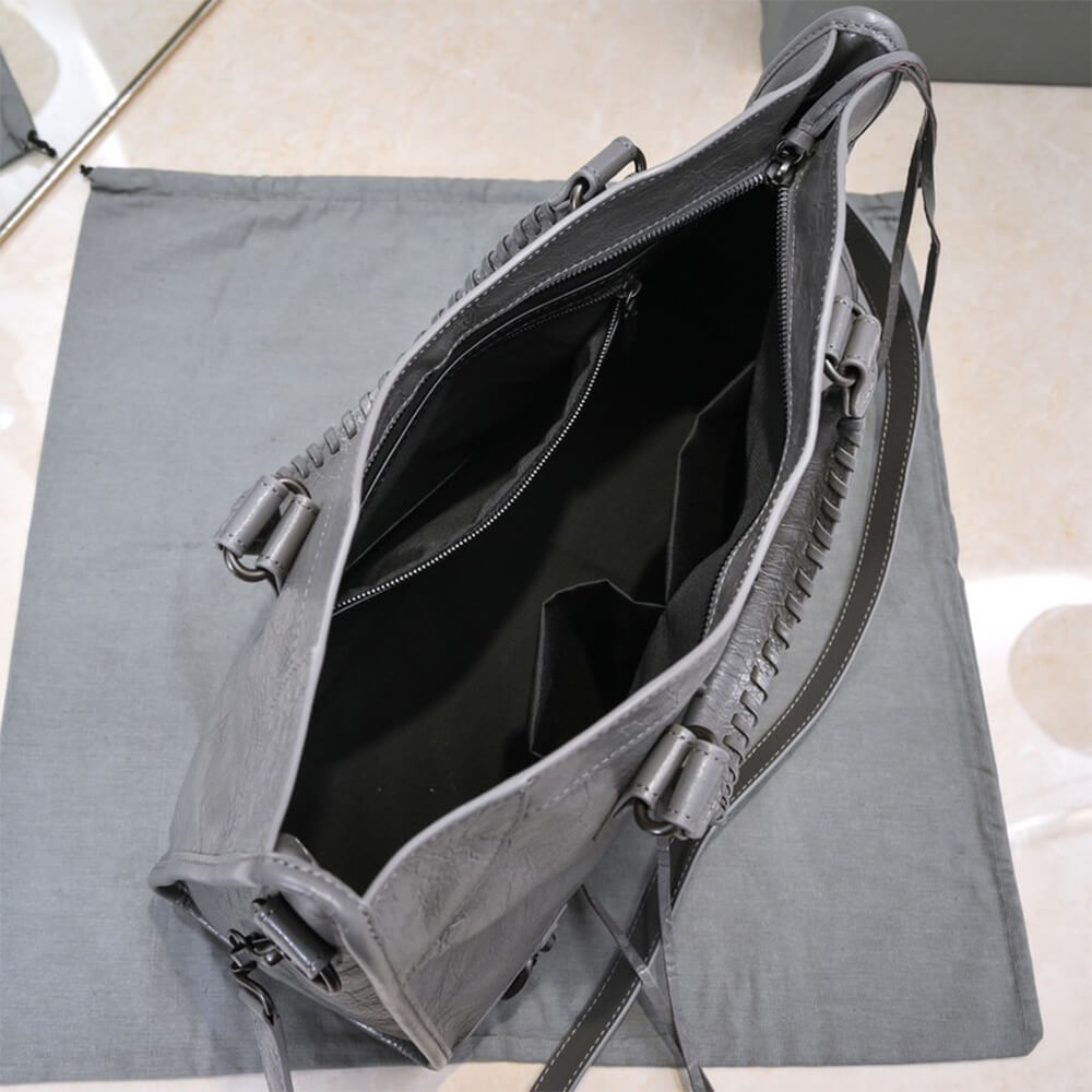Balenciaga Women s Le City Bag Medium(HIGH-END GRADE) - Top Club
