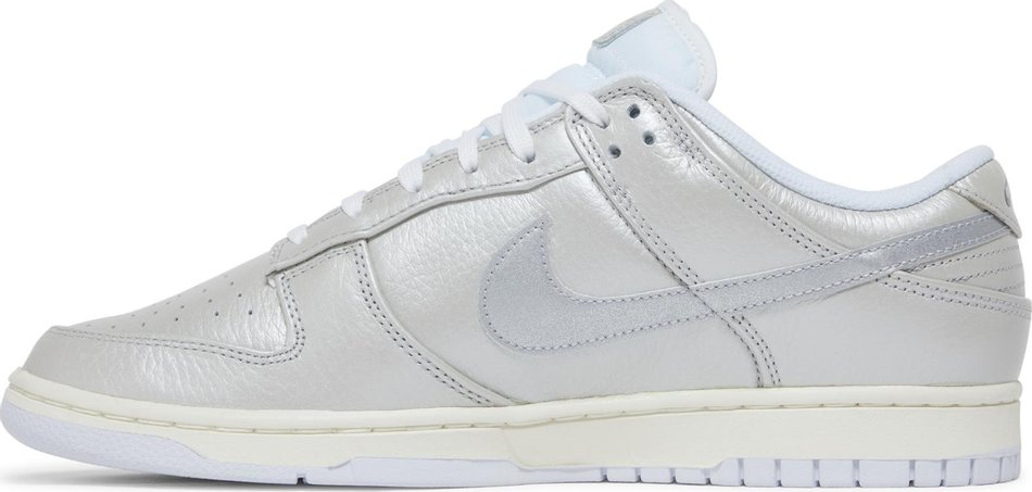 Dunk Low SE  Metallic Silver  DX3197-095 - Sneaker Replica Workshop