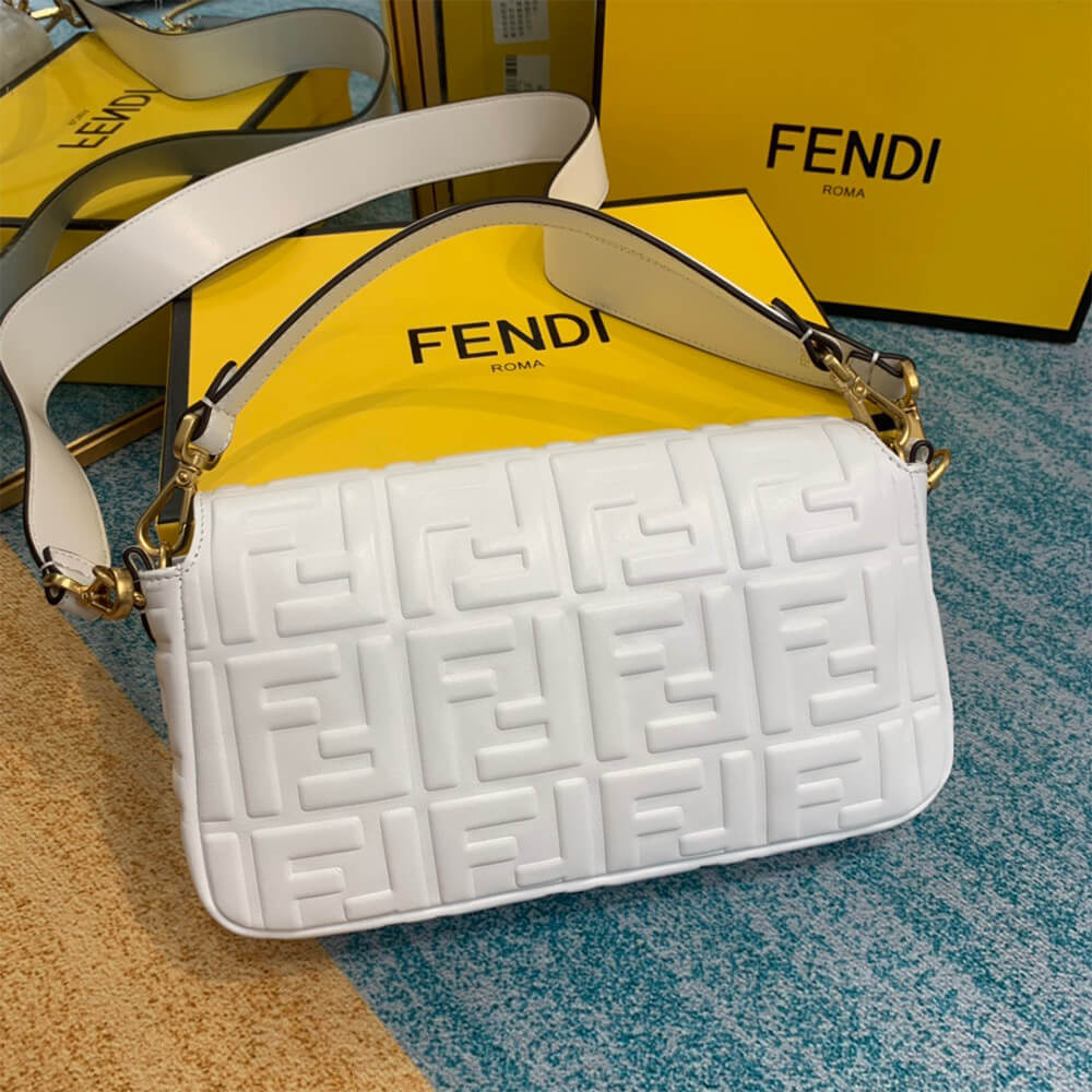 Fendi Baguette - Top Club