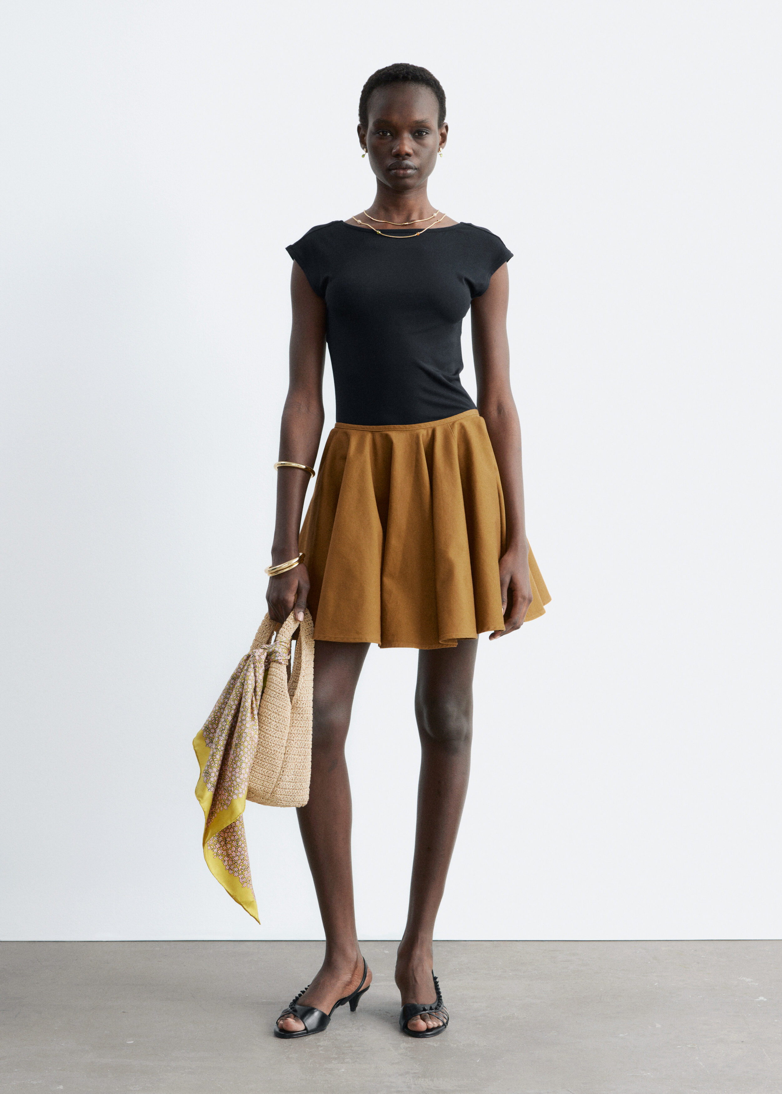 & Other Stories FITTED OPEN-BACK T-SHIRT